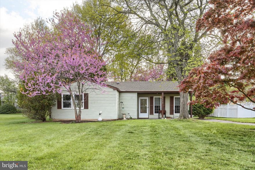 Beautifully updated home in Lower Paxton Township with a fresh, modern feel throughout. Upgrades include updated flooring, paint, lighting, and windows, along with a kitchen featuring an updated stove and fridge. A new hot water tank and new mini‑splits add comfort and efficiency. Outside, enjoy an updated back patio and an added shed for extra storage. Move‑in ready and conveniently located near parks, shopping, and commuter routes. 
Schedule today before its G-O-N-E!
