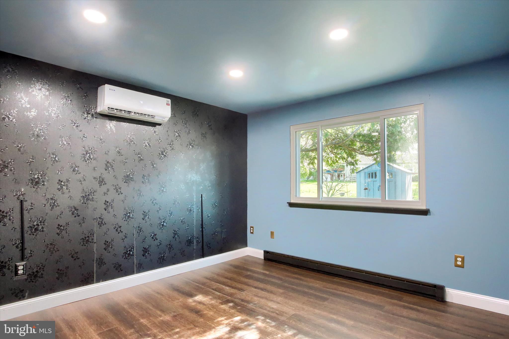 HEATHERFIELD - Residential