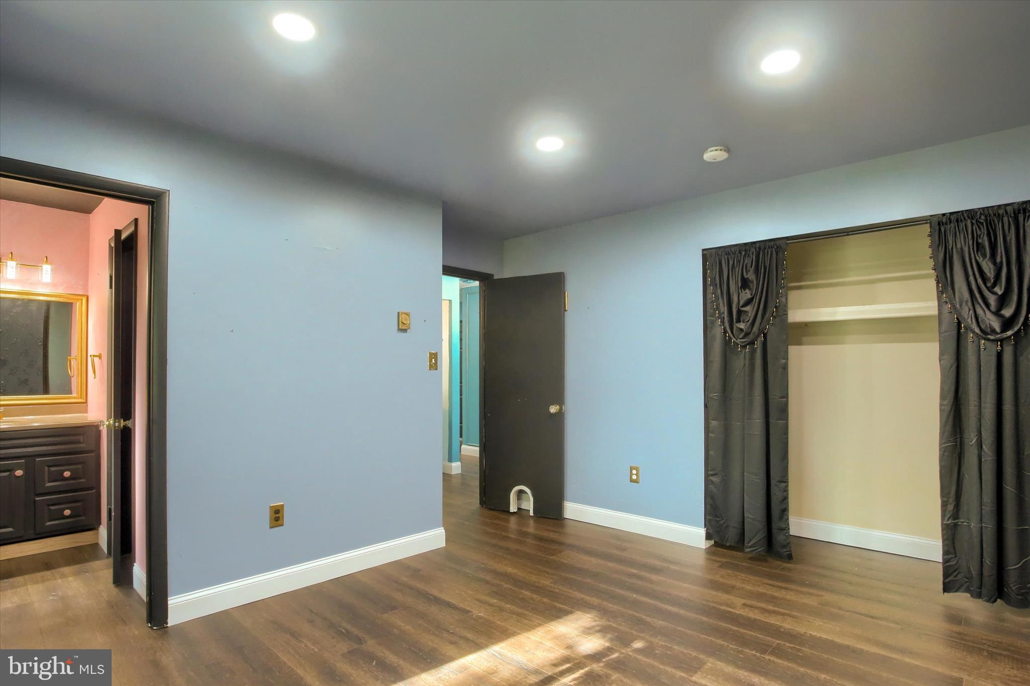 HEATHERFIELD - Residential