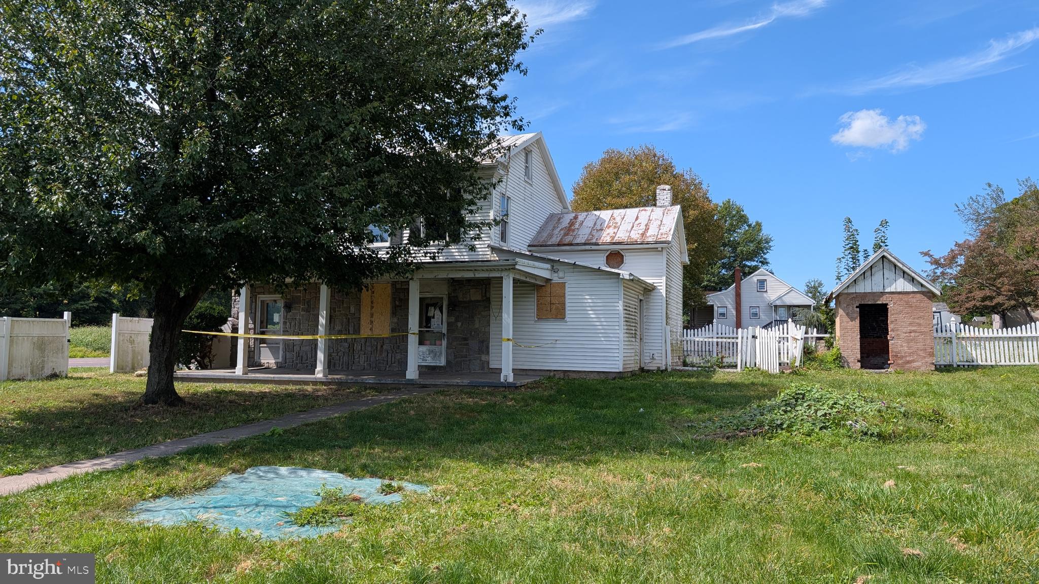 2 story house in poor condition located on a 1.26 corner lot along PA Route 422. The house has 3 bedrooms, 1 bathroom on the main level and a full basement. House and garage will need total rehab.