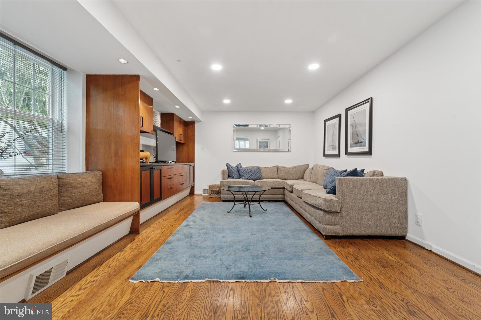 ELKINS PARK - Residential