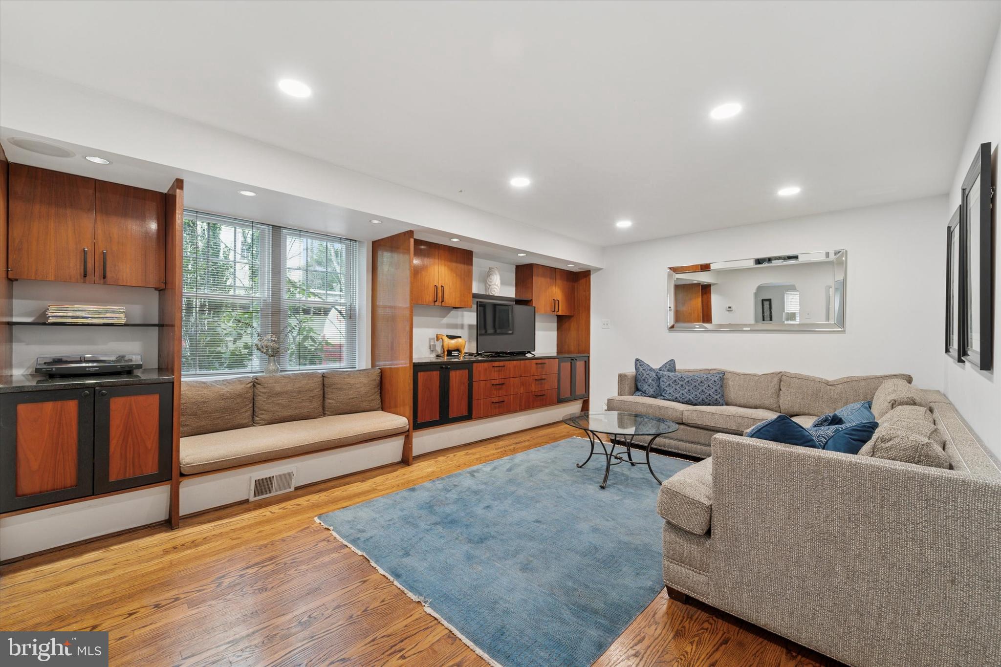 ELKINS PARK - Residential