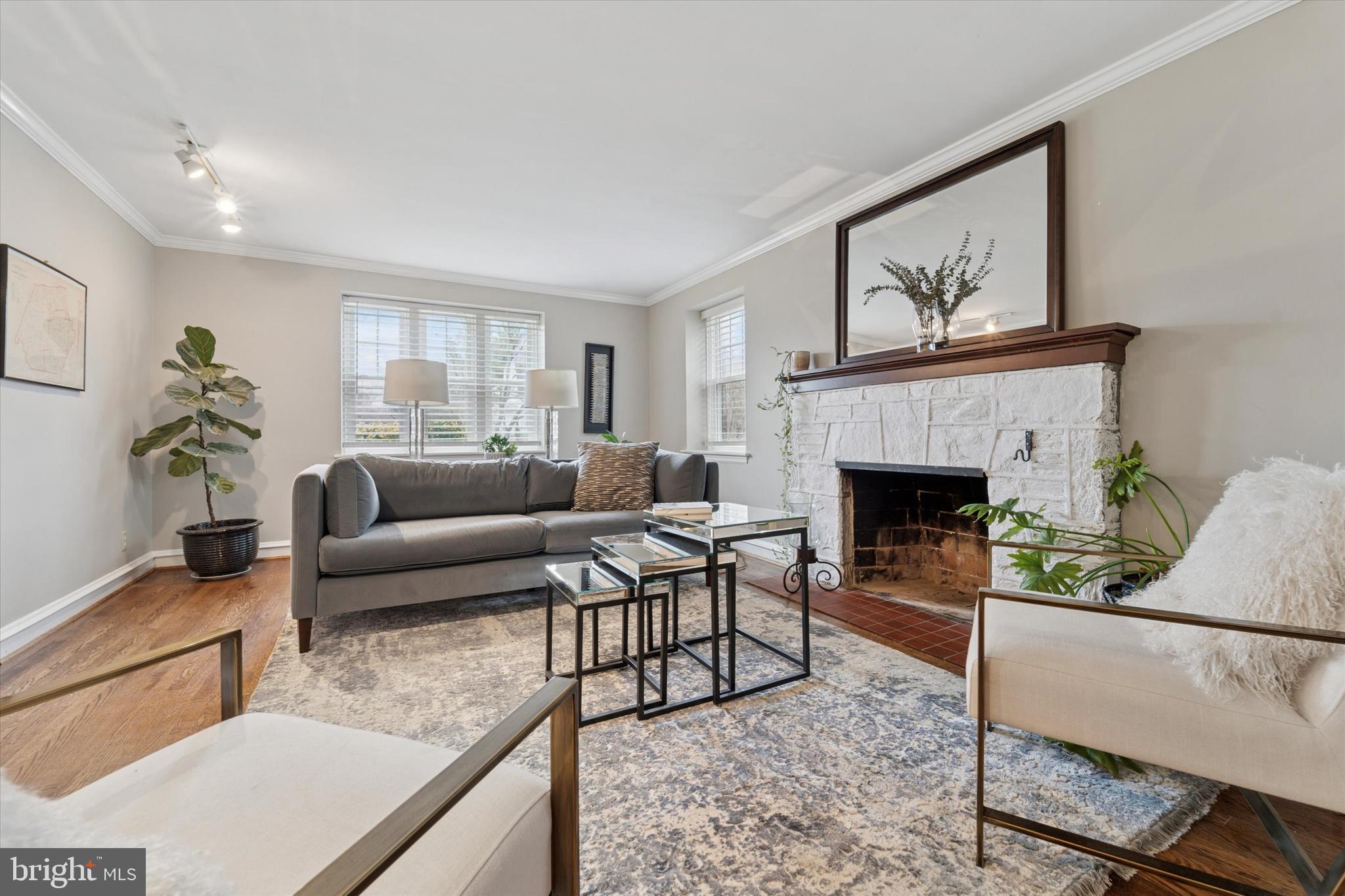 ELKINS PARK - Residential