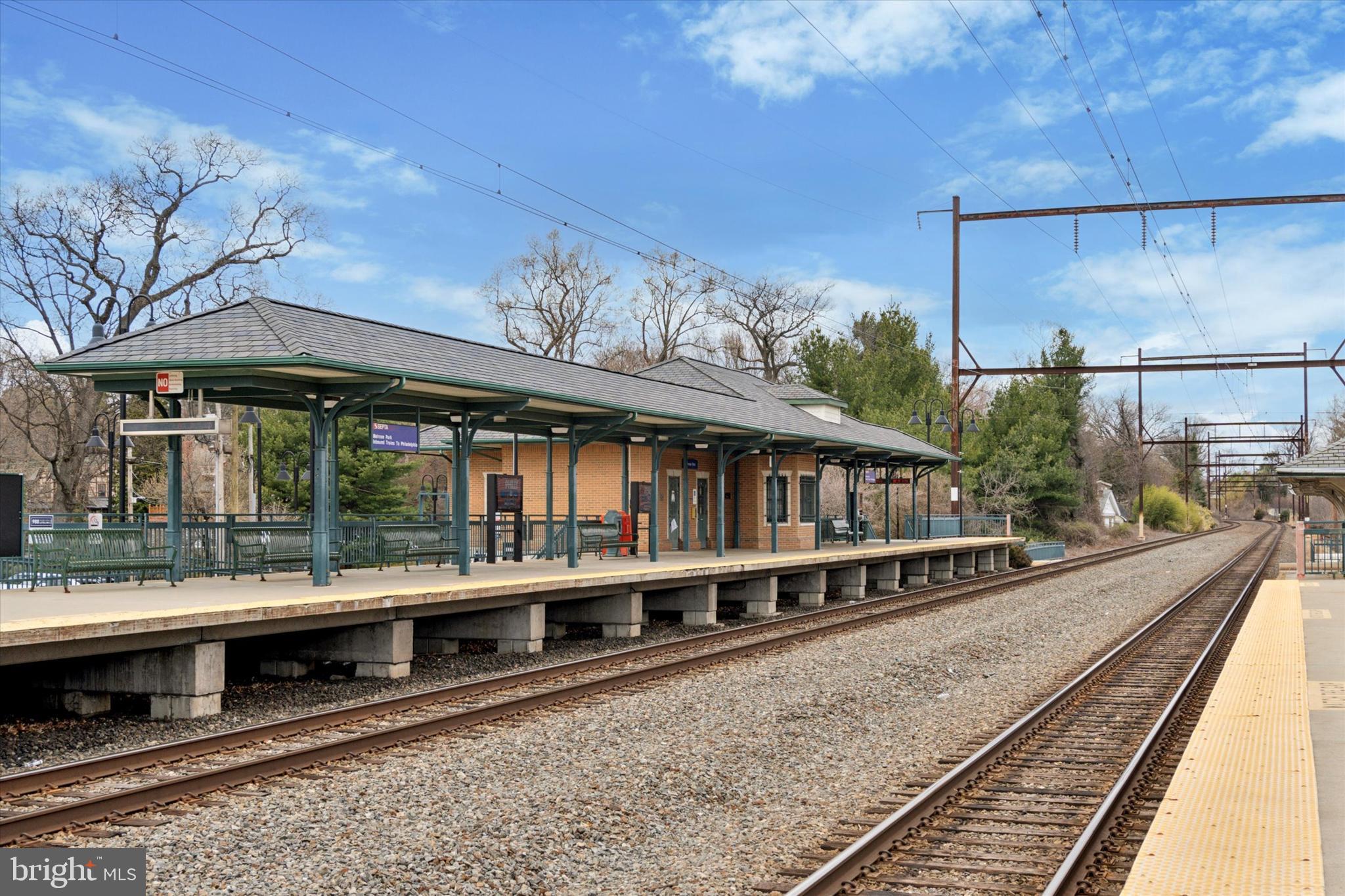 ELKINS PARK - Residential