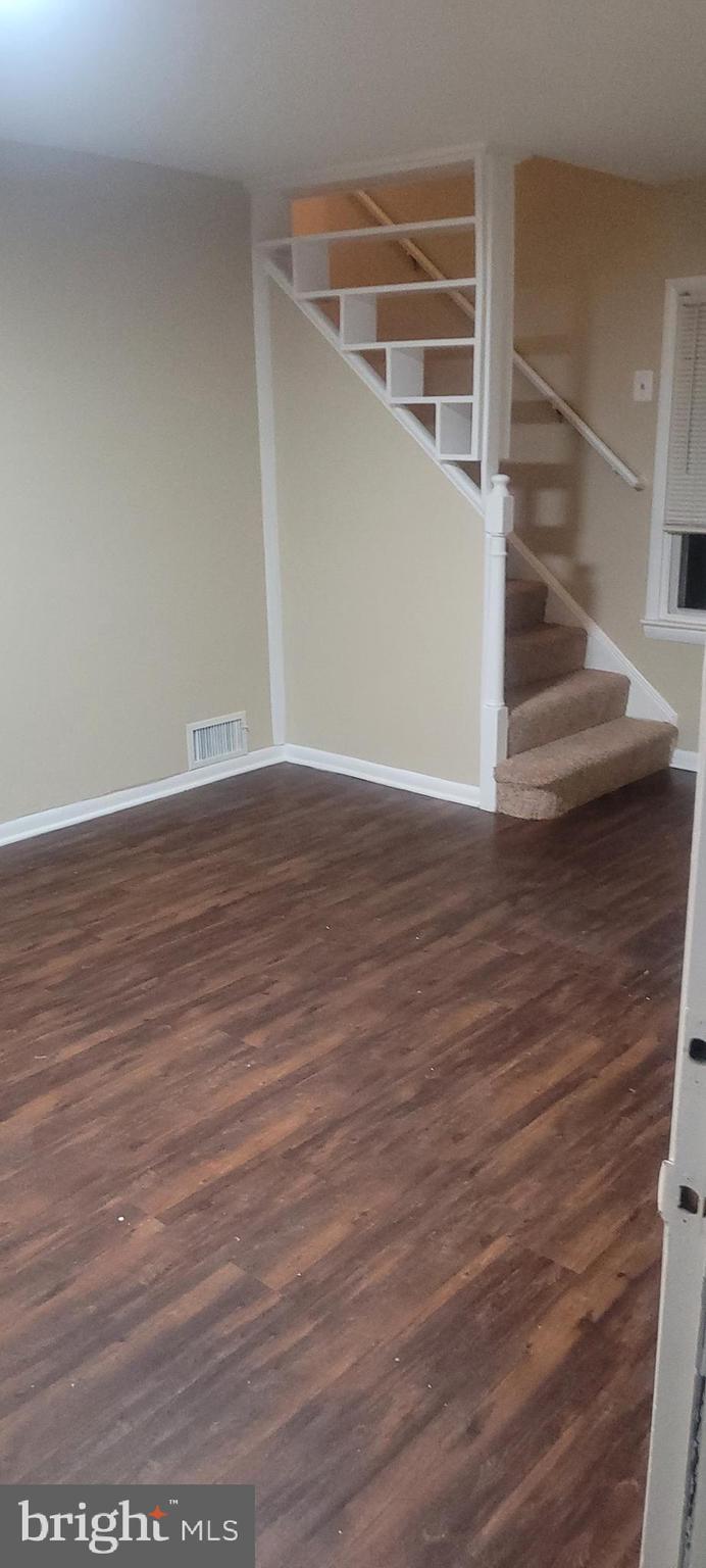 LANDOVER HILLS - Residential Lease