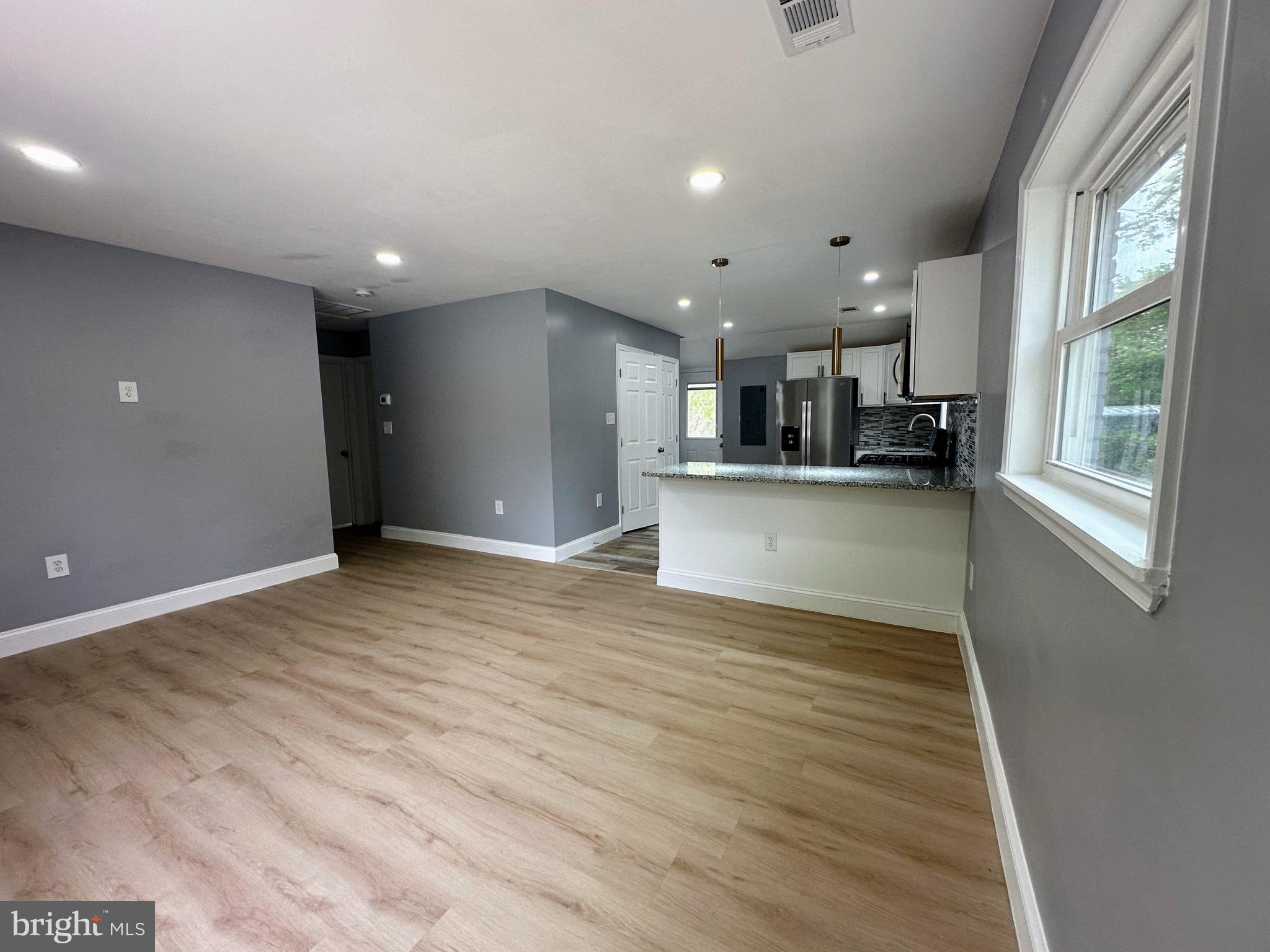 WOODLAWN - Residential