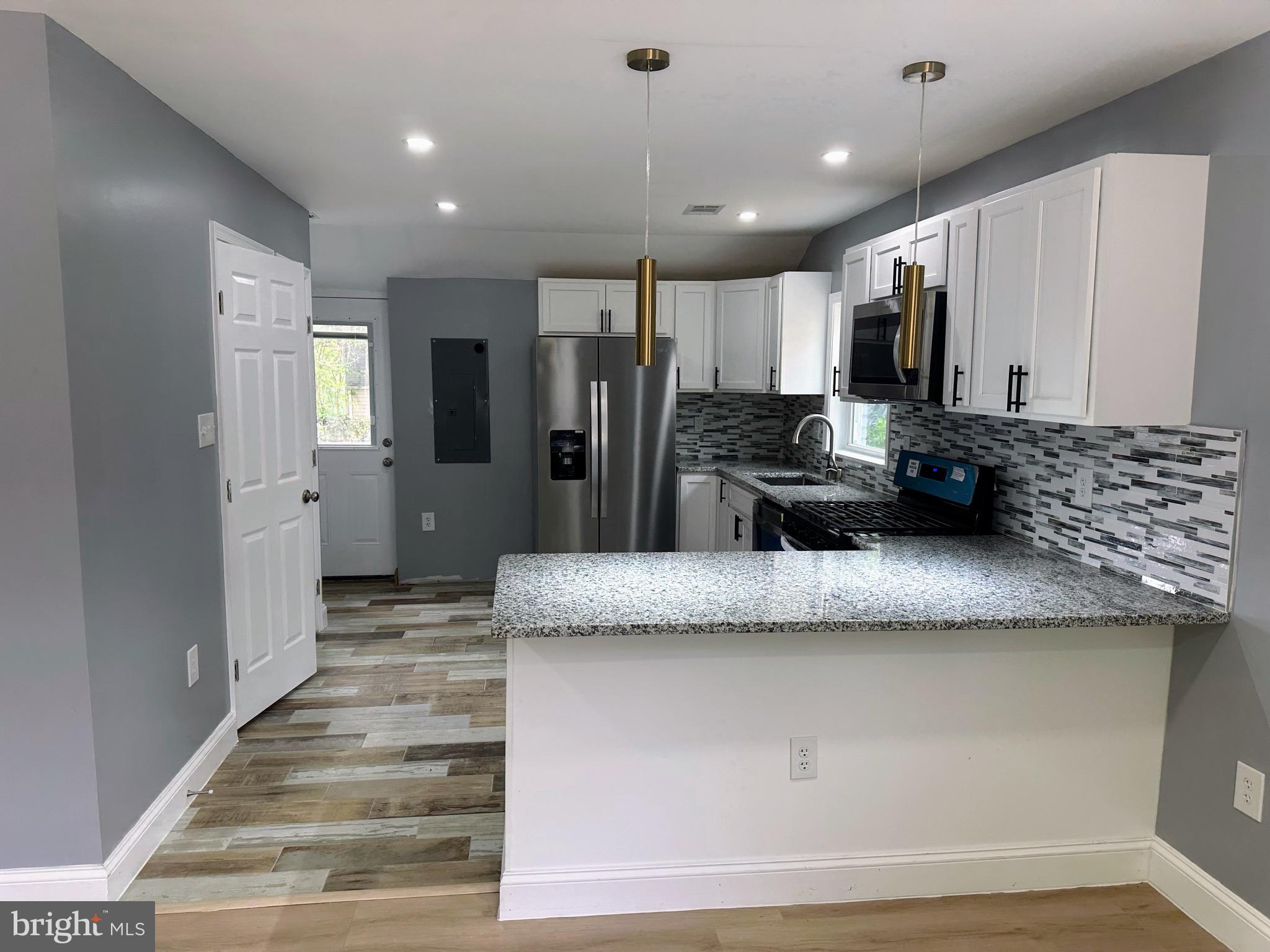 WOODLAWN - Residential