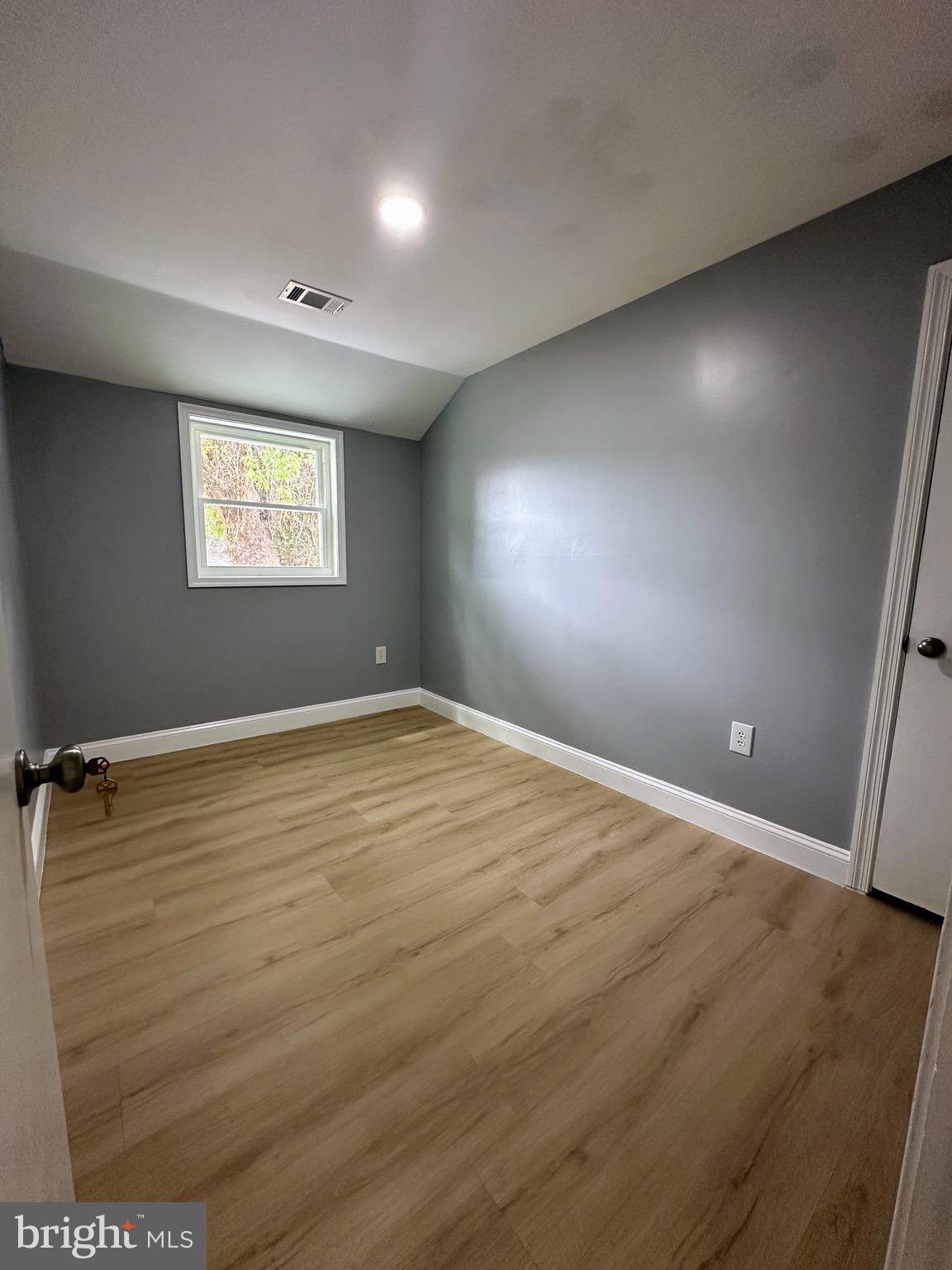 WOODLAWN - Residential