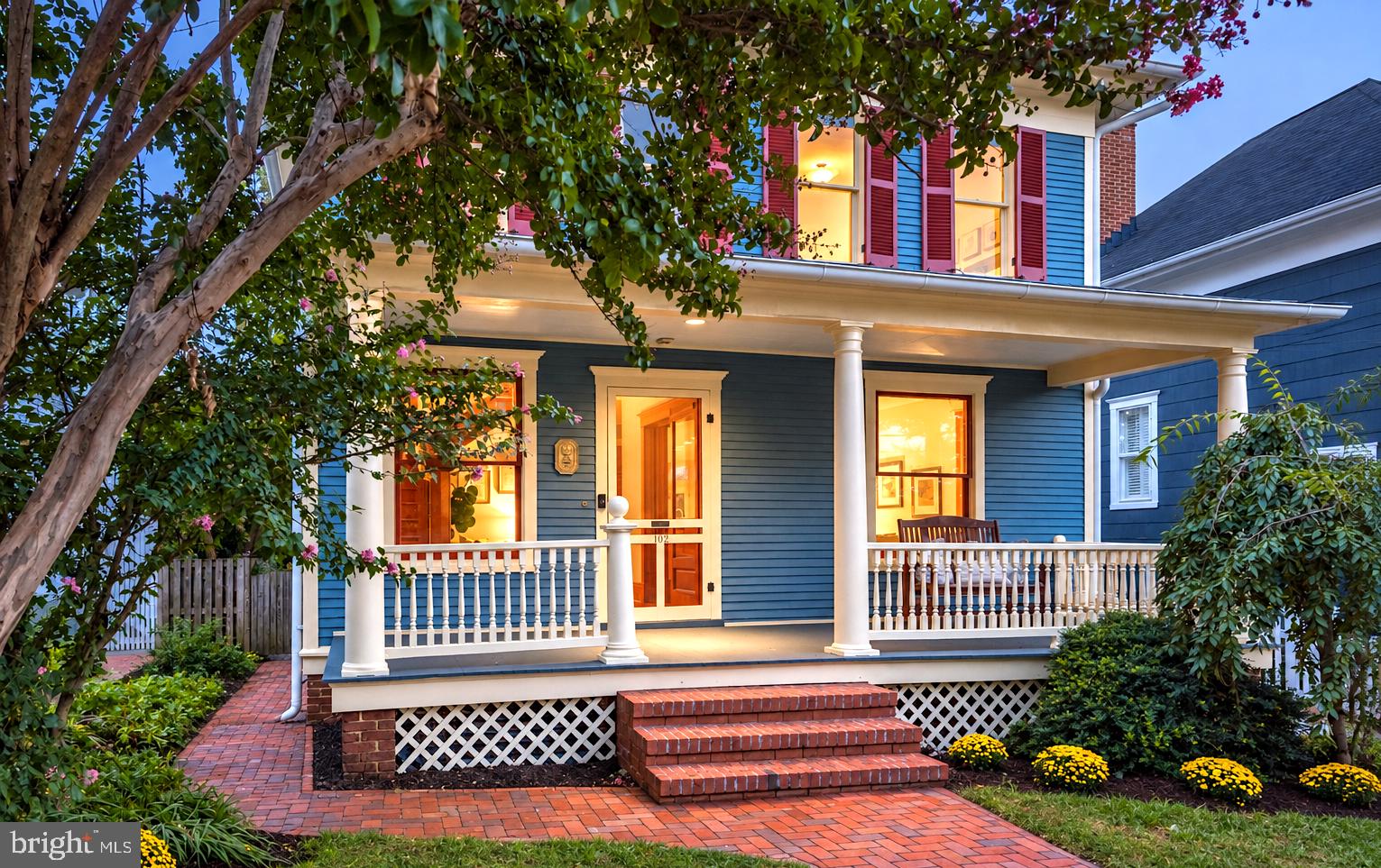 102 DUKE OF GLOUCESTER STREET