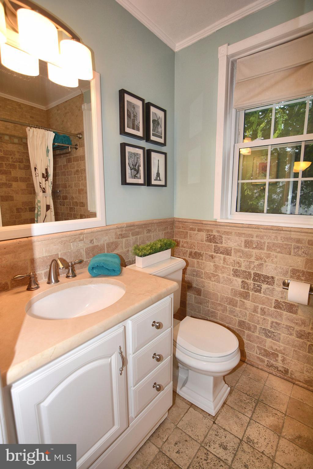 FAIRLINGTON - Residential