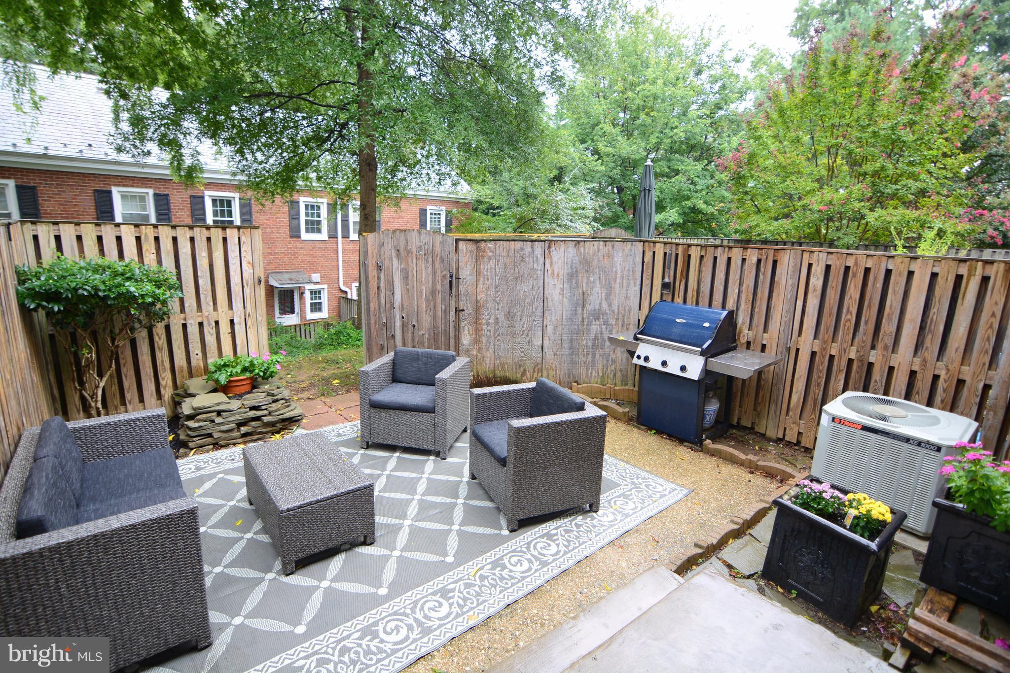 FAIRLINGTON - Residential