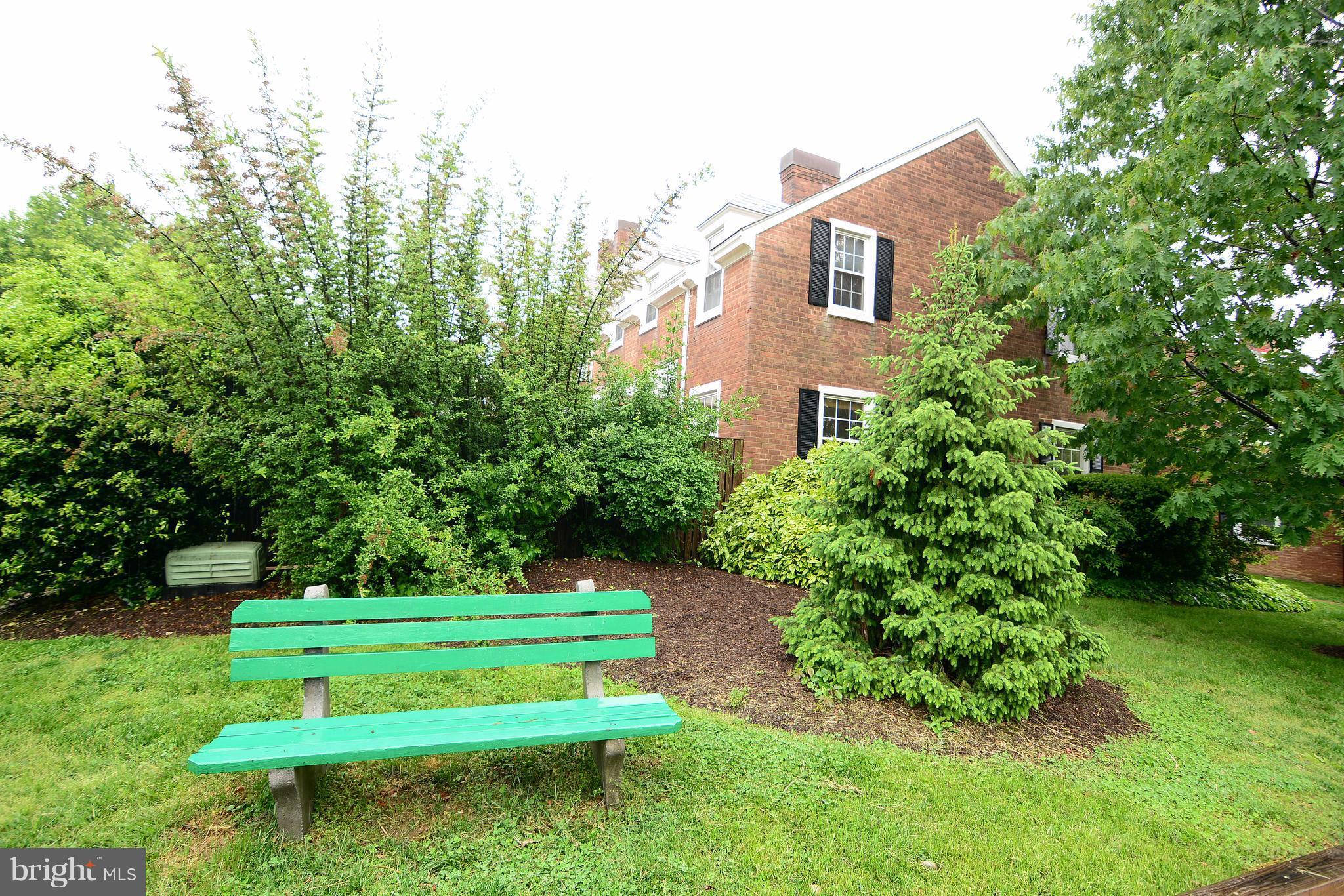 FAIRLINGTON - Residential