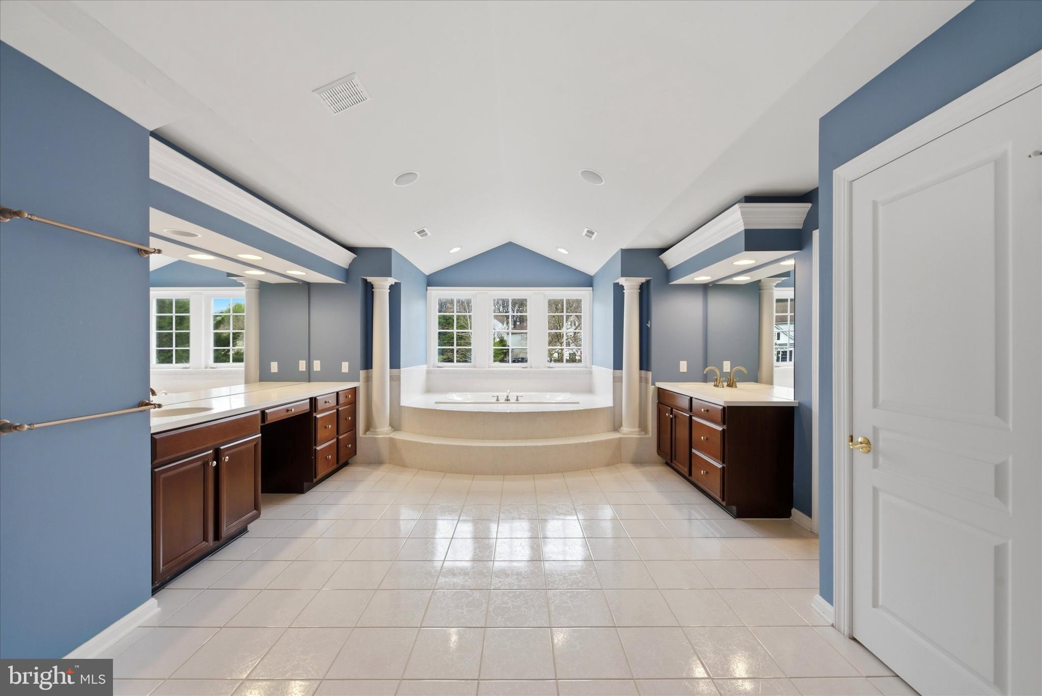 DEERFIELD - Residential