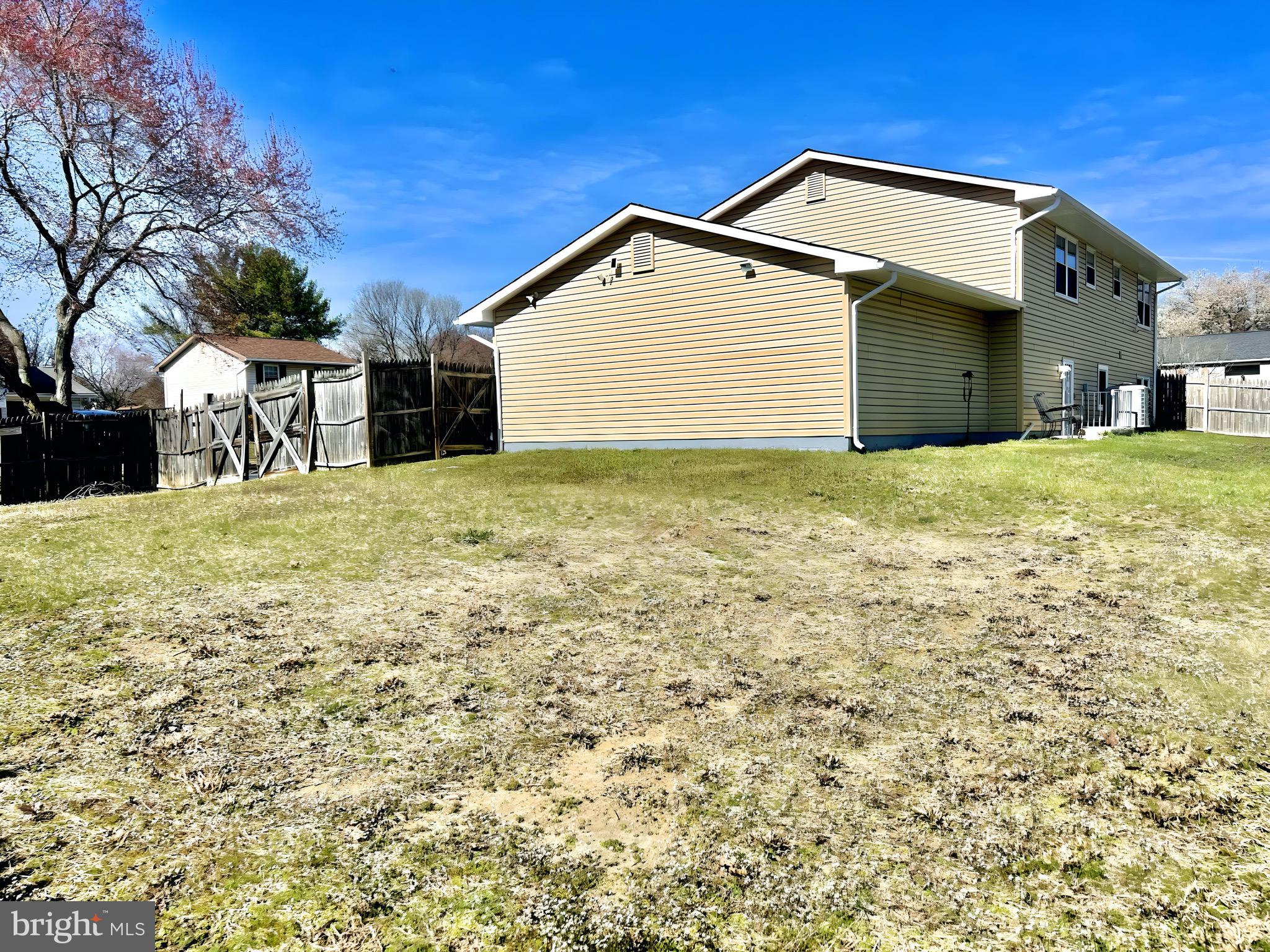 RAMBLEWOOD - Residential Lease