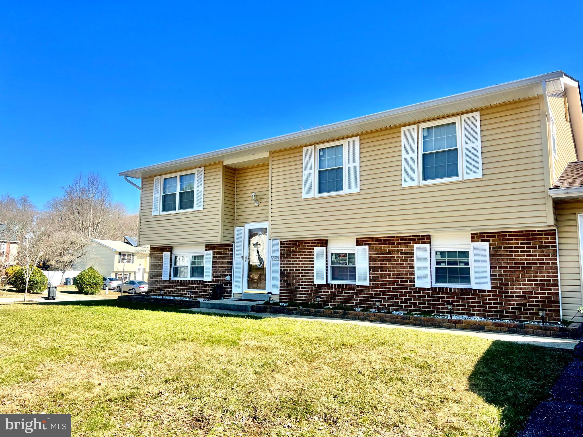 RAMBLEWOOD - Residential Lease