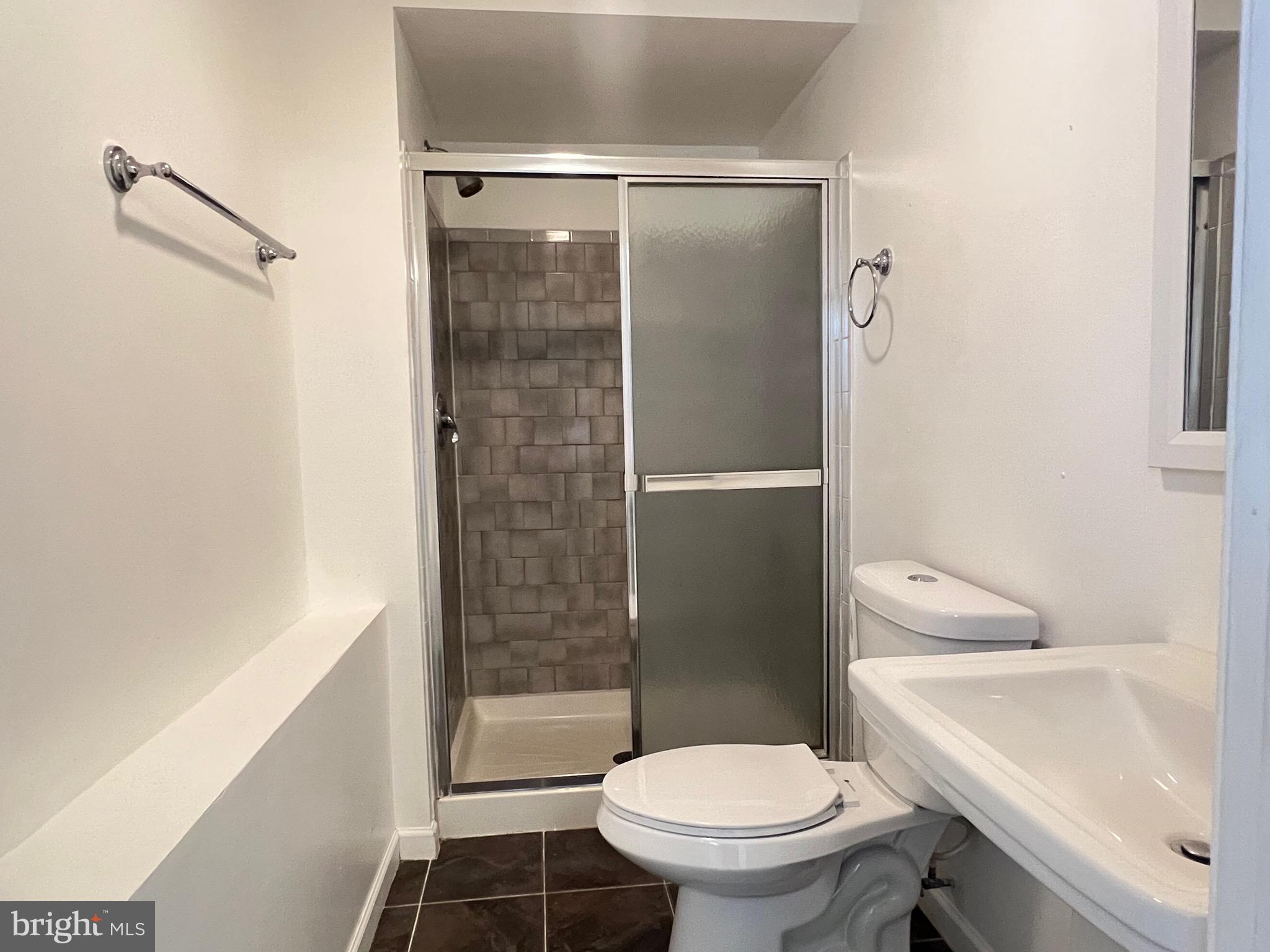 RAMBLEWOOD - Residential Lease