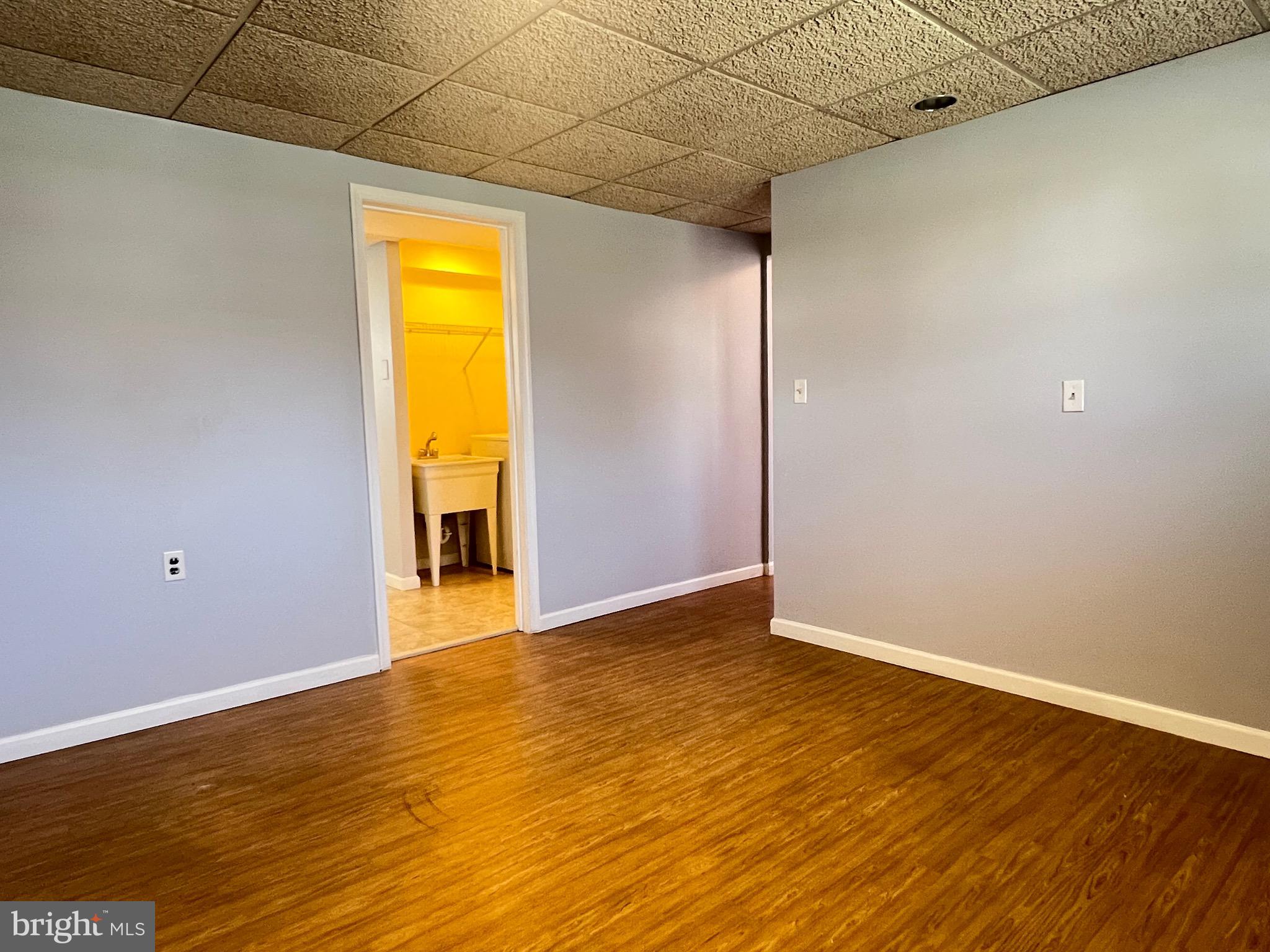 RAMBLEWOOD - Residential Lease