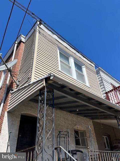 7015 GILLESPIE STREET