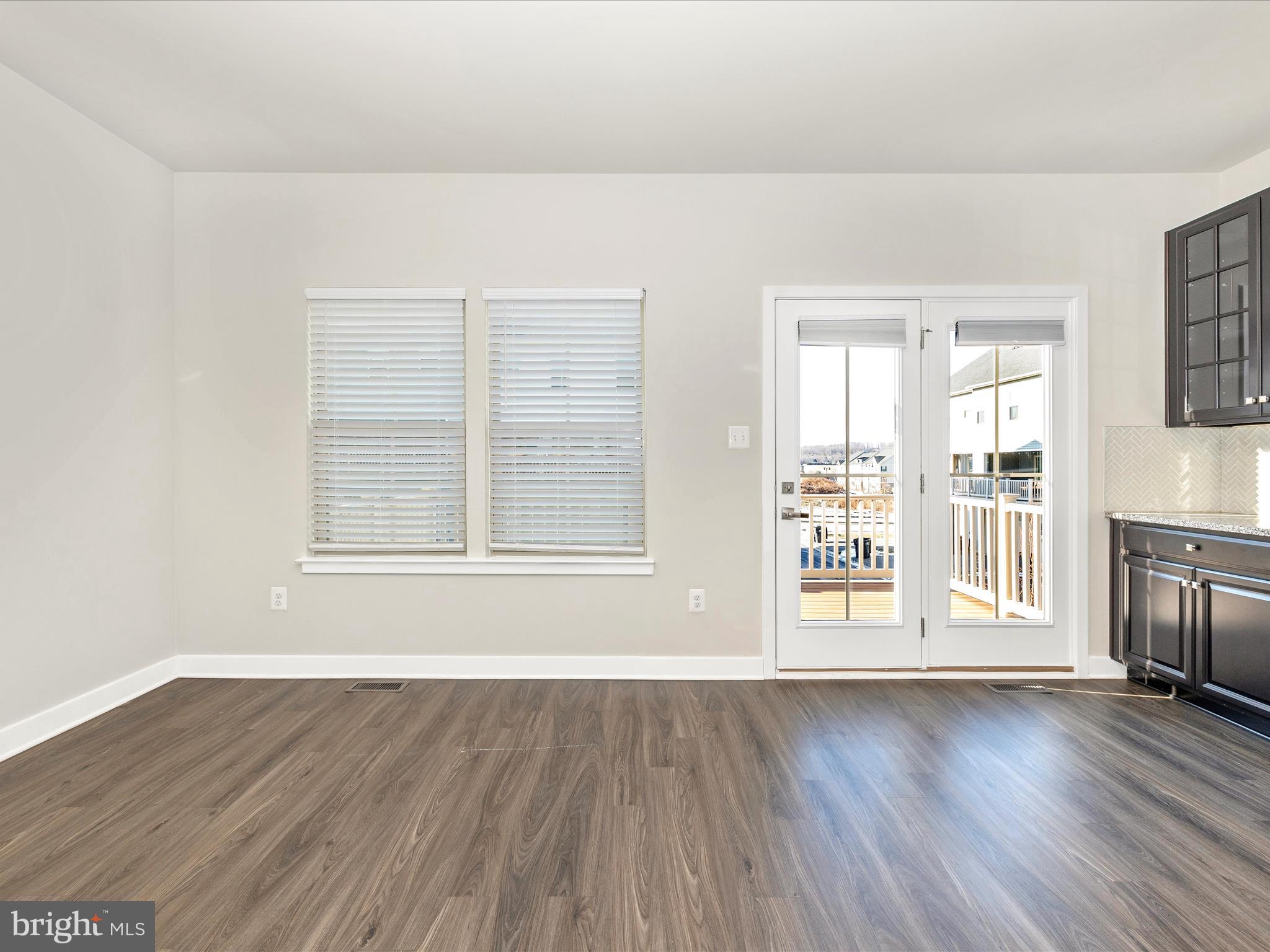 LAKE LINGANORE OAKDALE - Residential