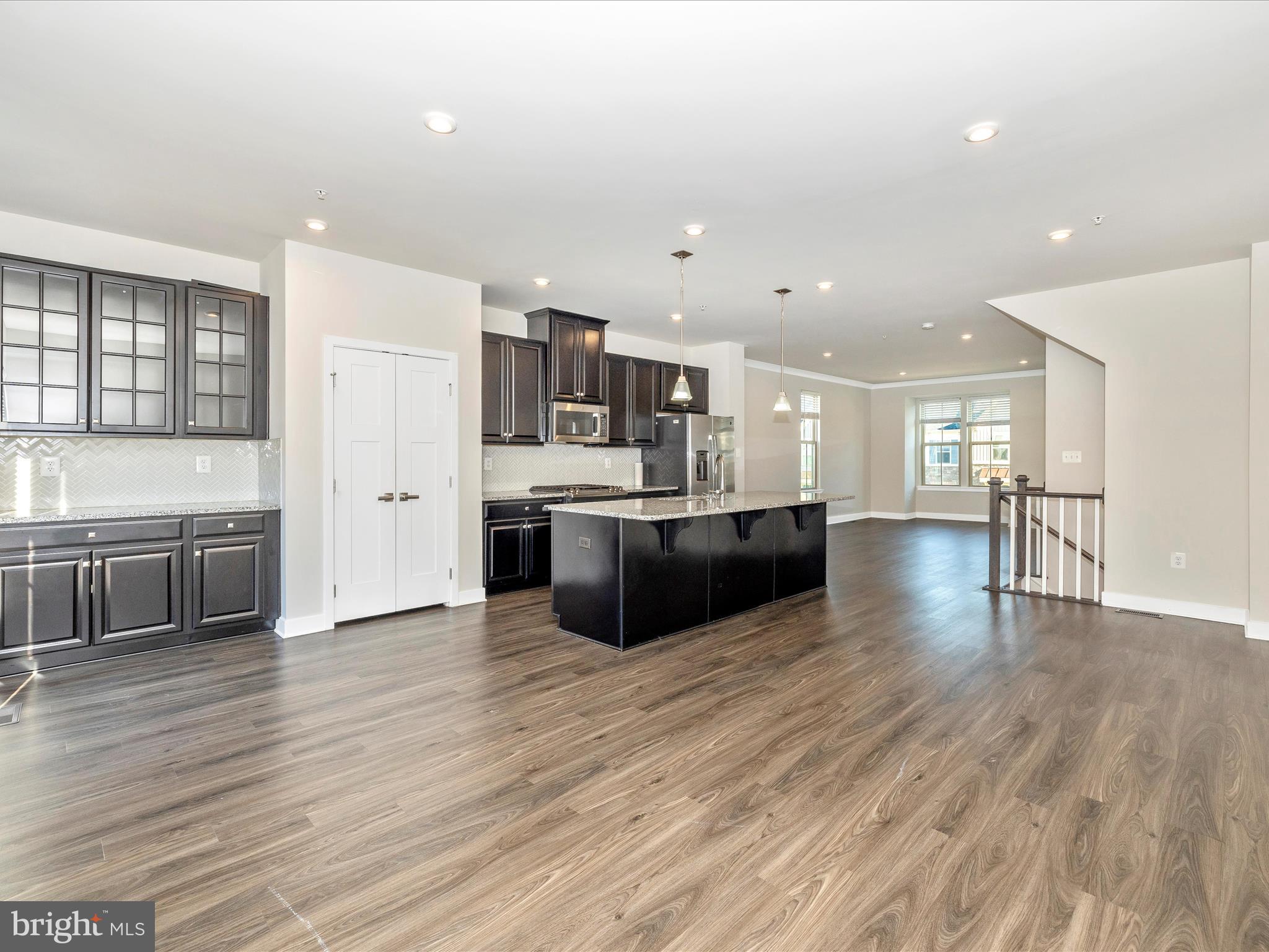 LAKE LINGANORE OAKDALE - Residential