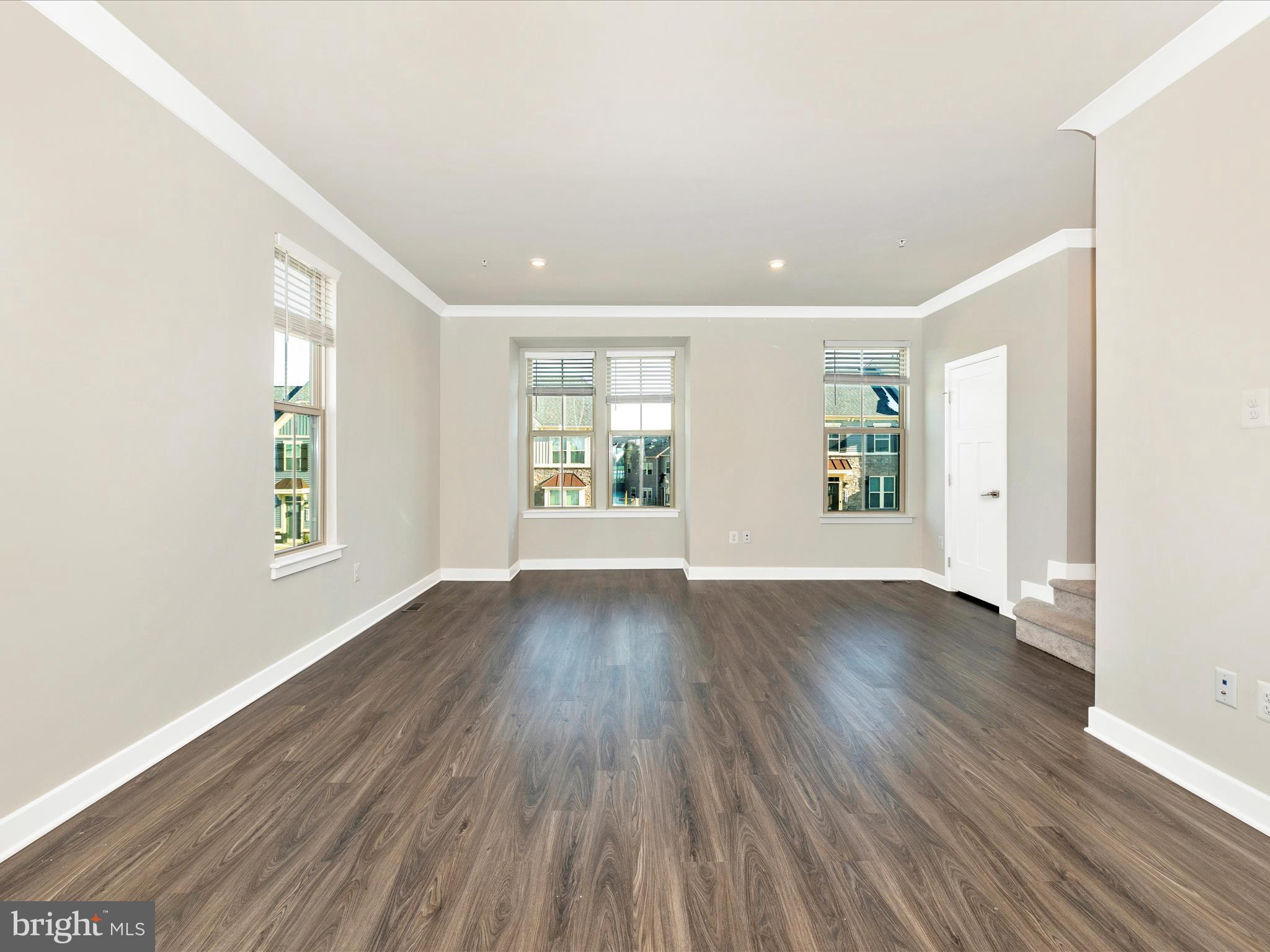 LAKE LINGANORE OAKDALE - Residential