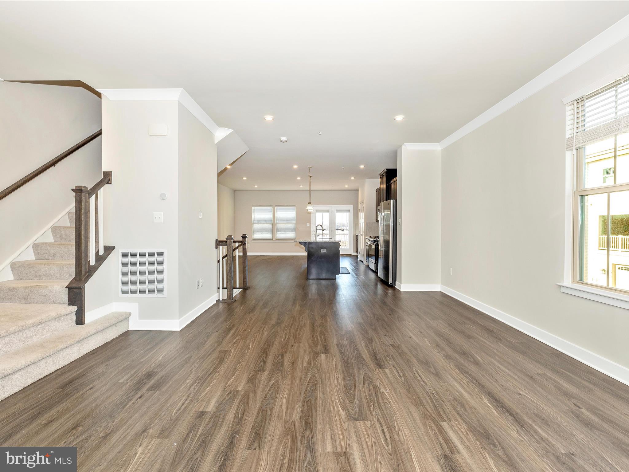 LAKE LINGANORE OAKDALE - Residential