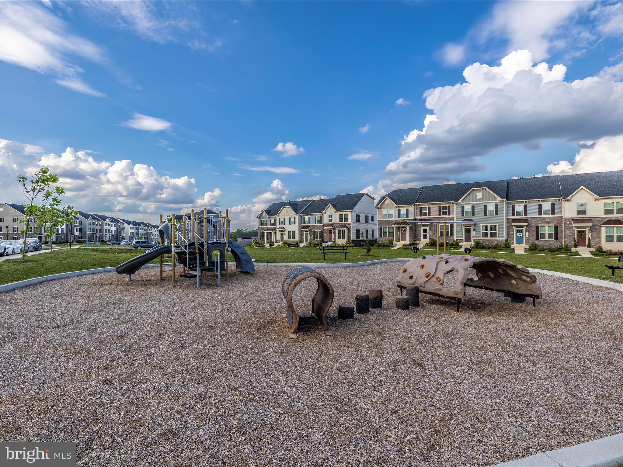 LAKE LINGANORE OAKDALE - Residential