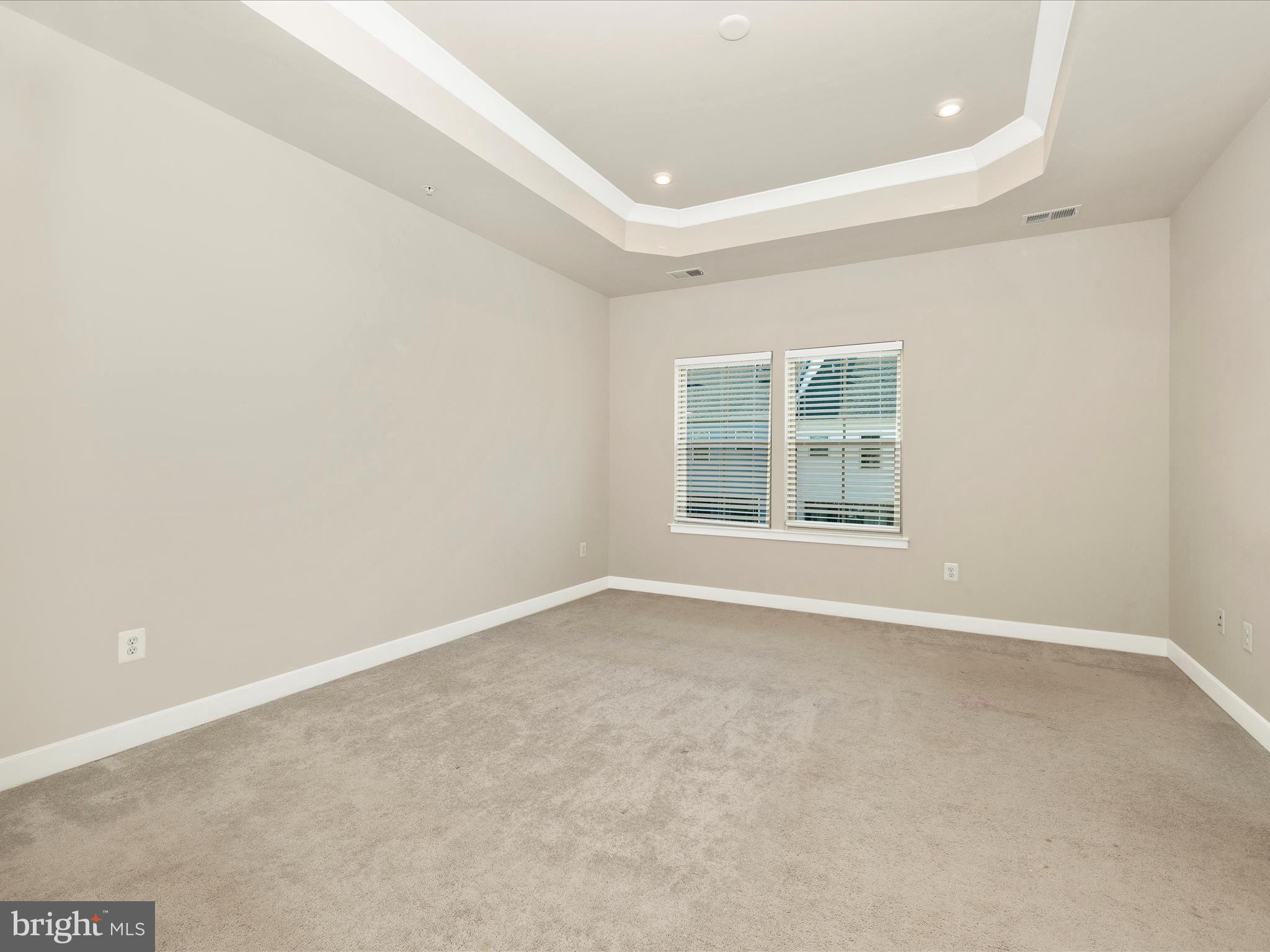 LAKE LINGANORE OAKDALE - Residential