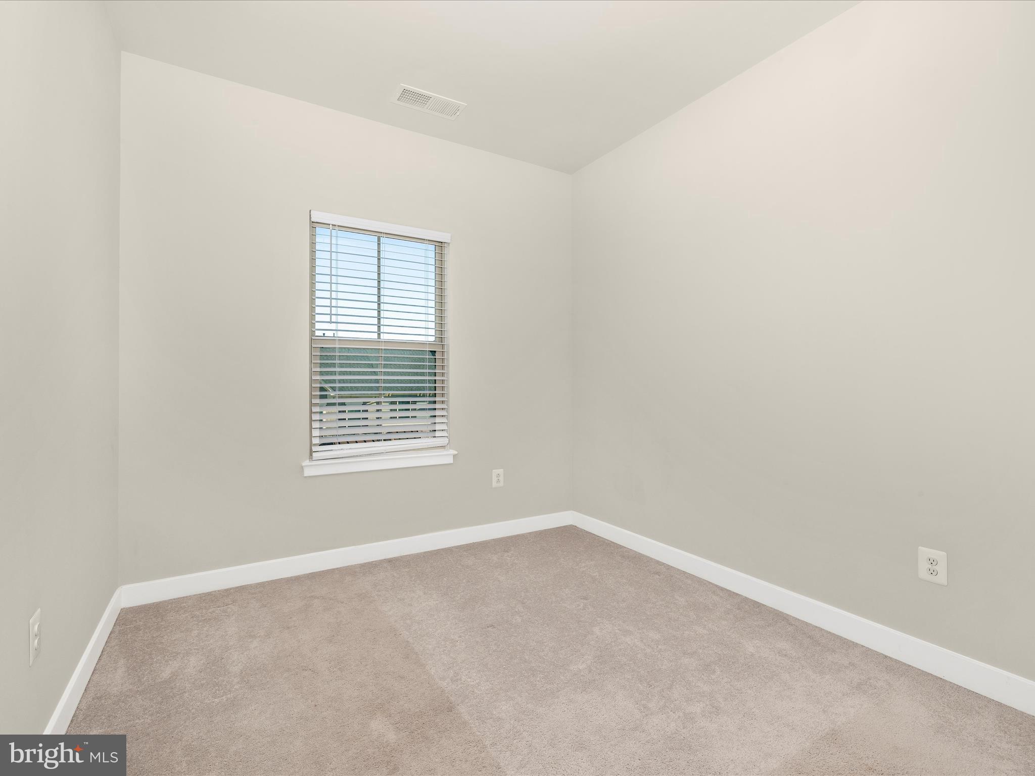 LAKE LINGANORE OAKDALE - Residential