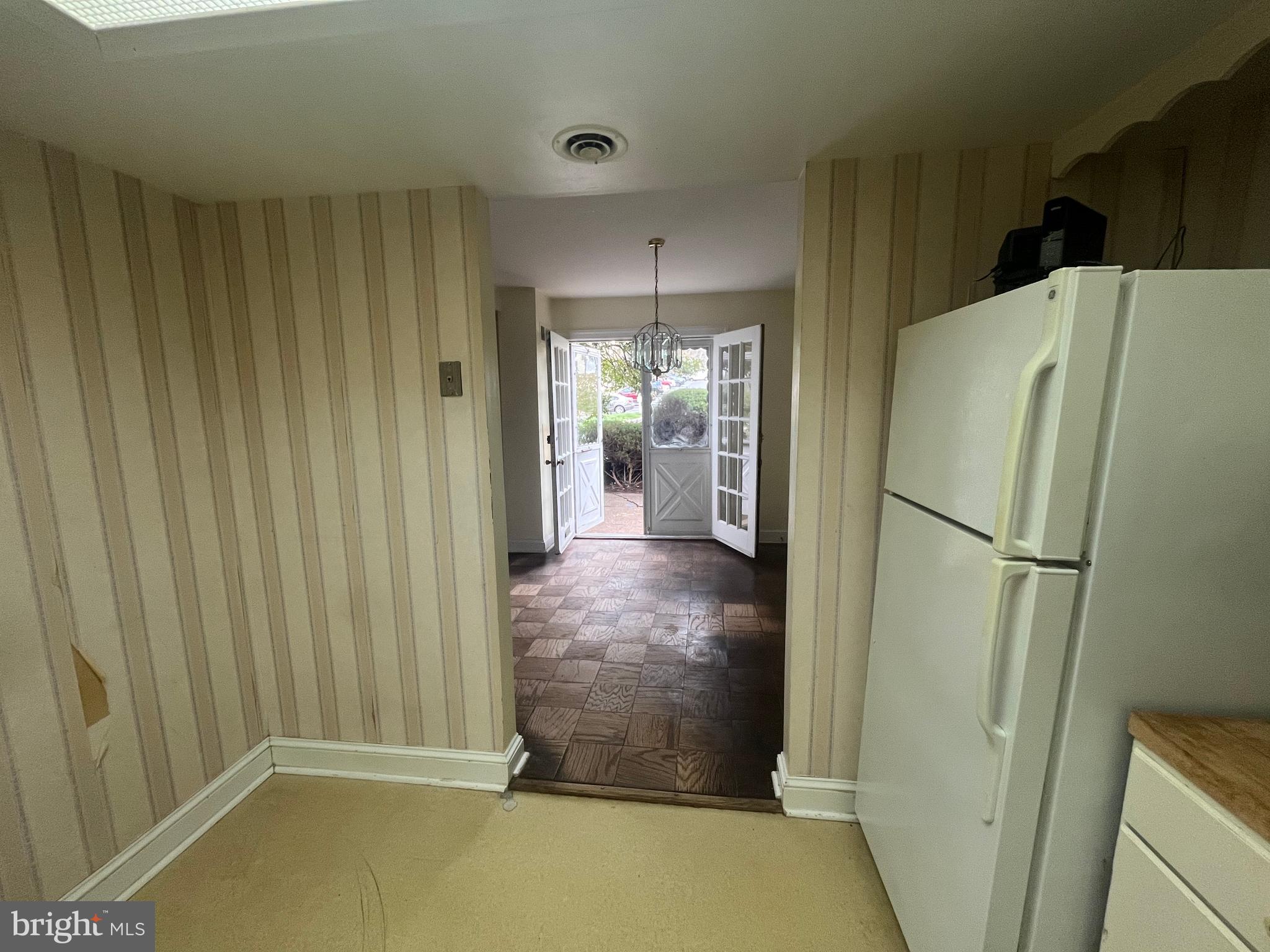 YARDLEY COMMONS - Residential