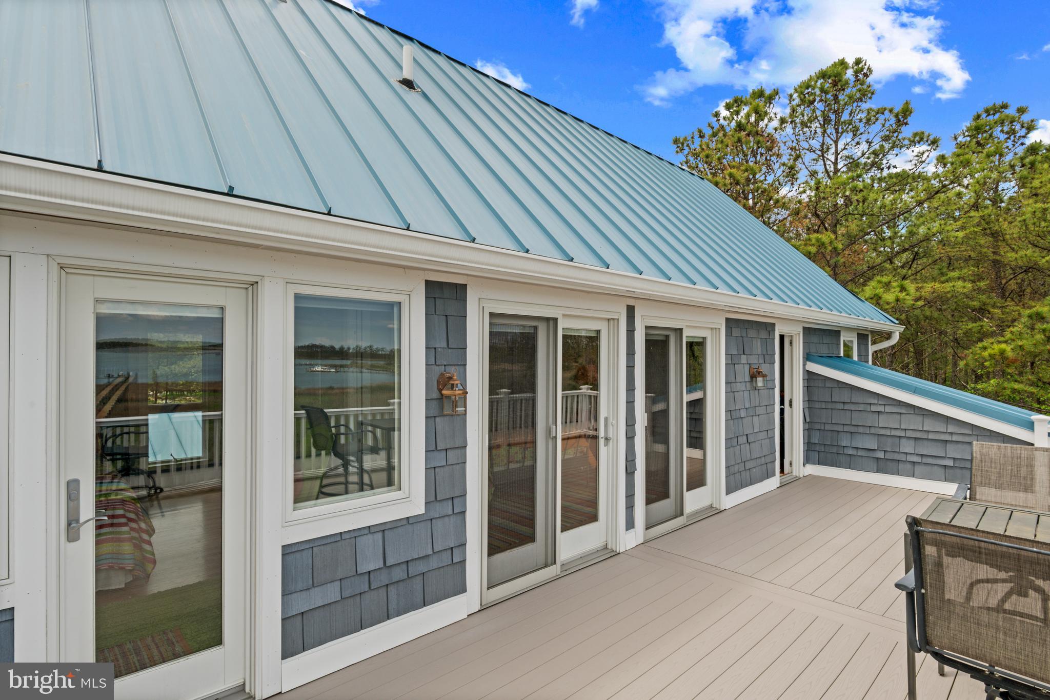 RAGGED POINT - Residential