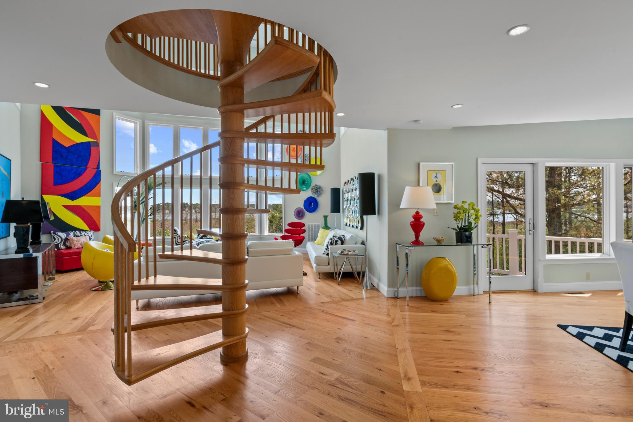 RAGGED POINT - Residential