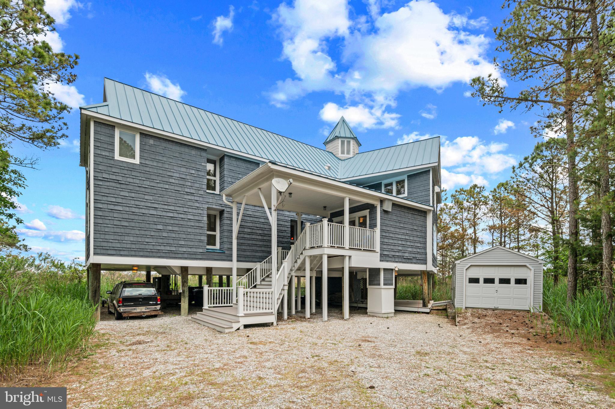 RAGGED POINT - Residential