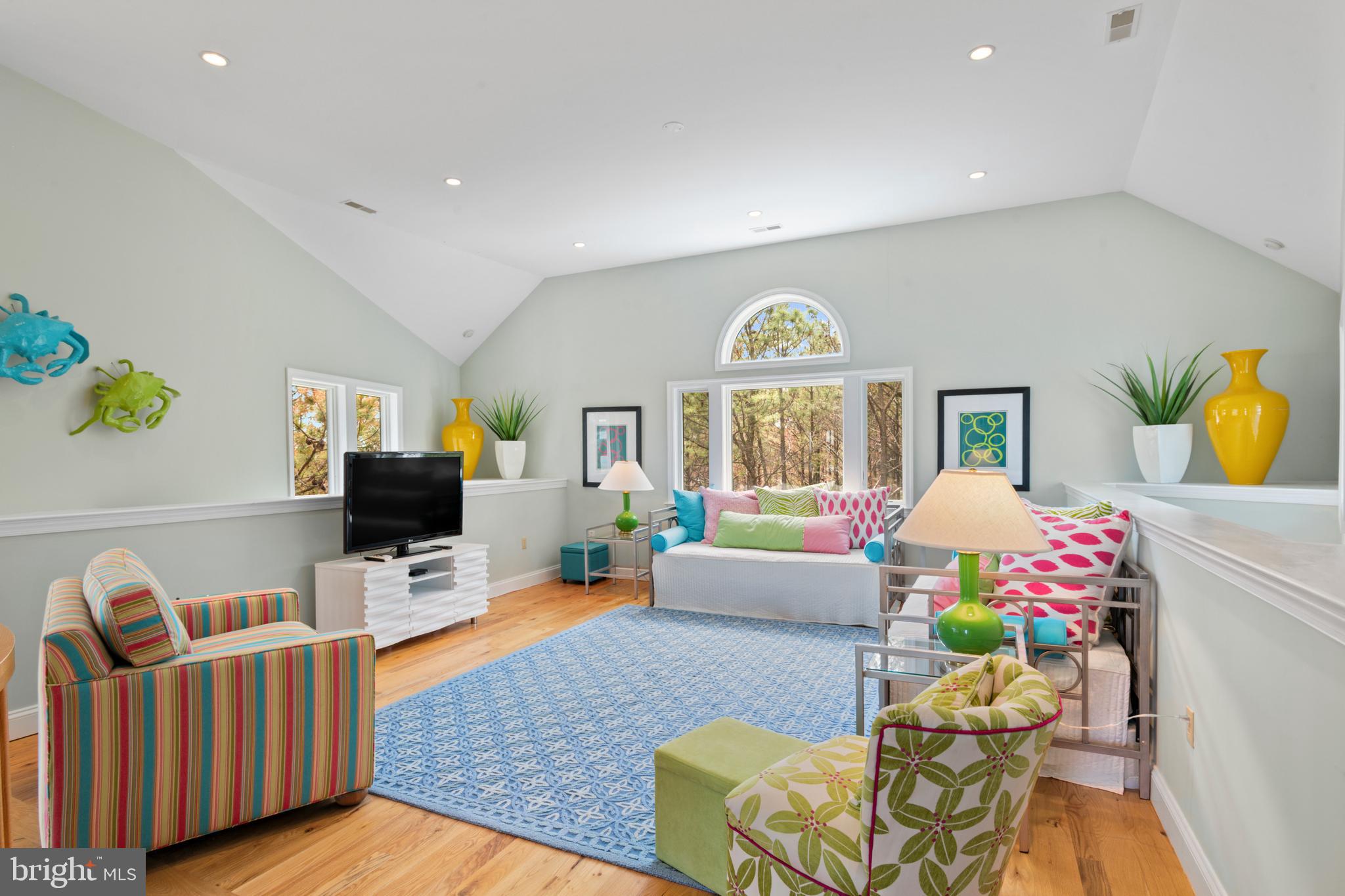 RAGGED POINT - Residential