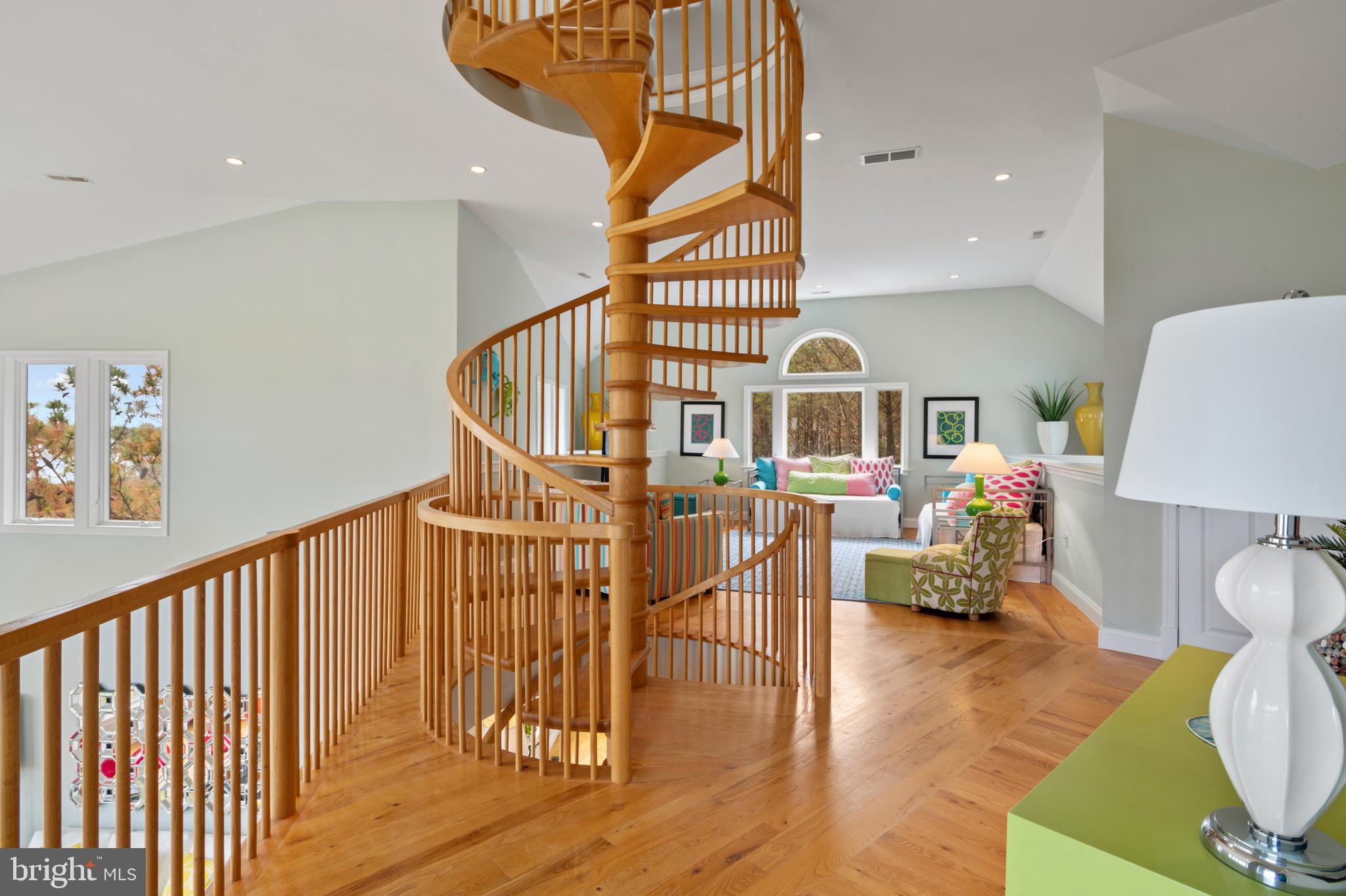 RAGGED POINT - Residential