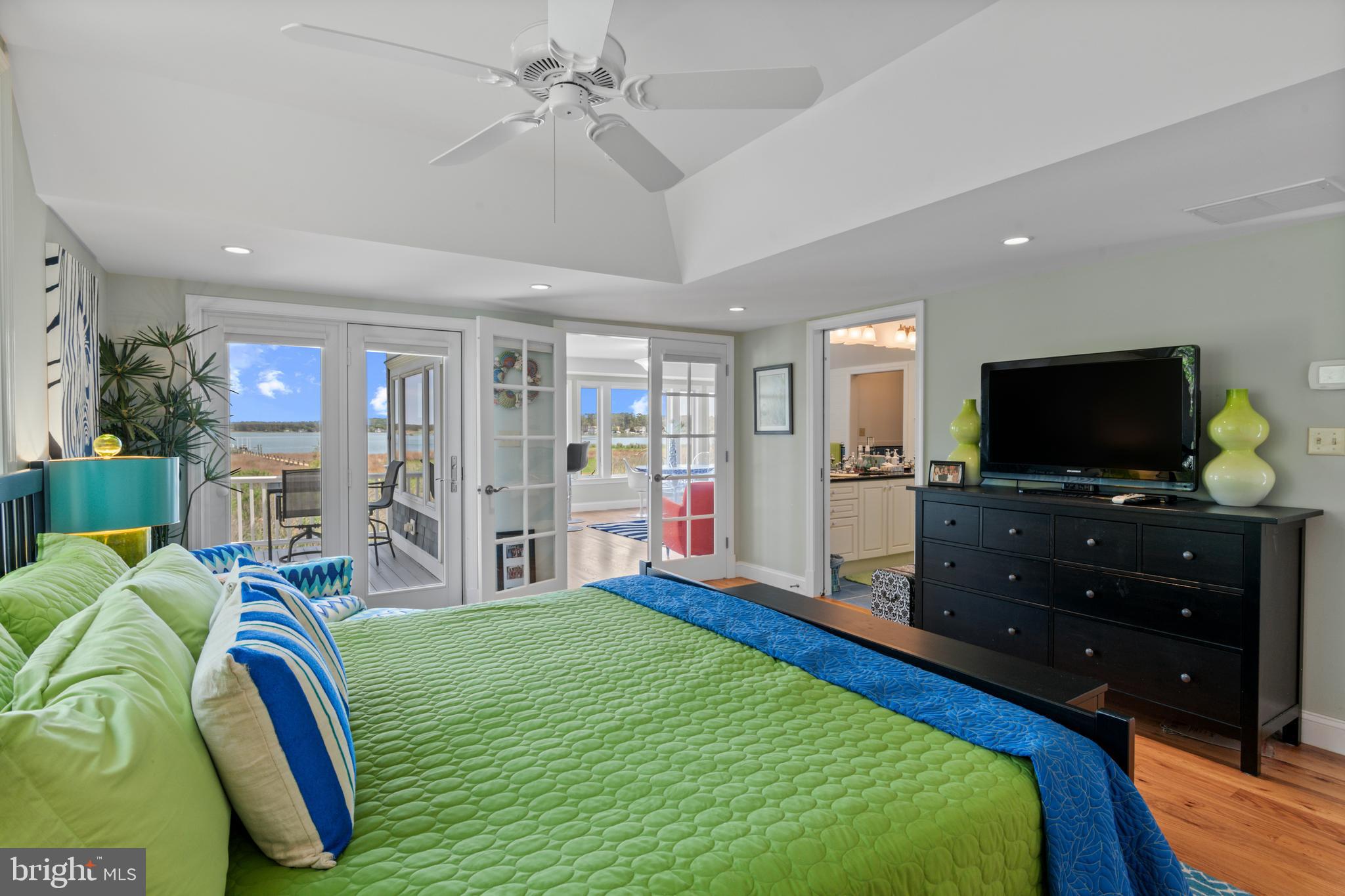 RAGGED POINT - Residential