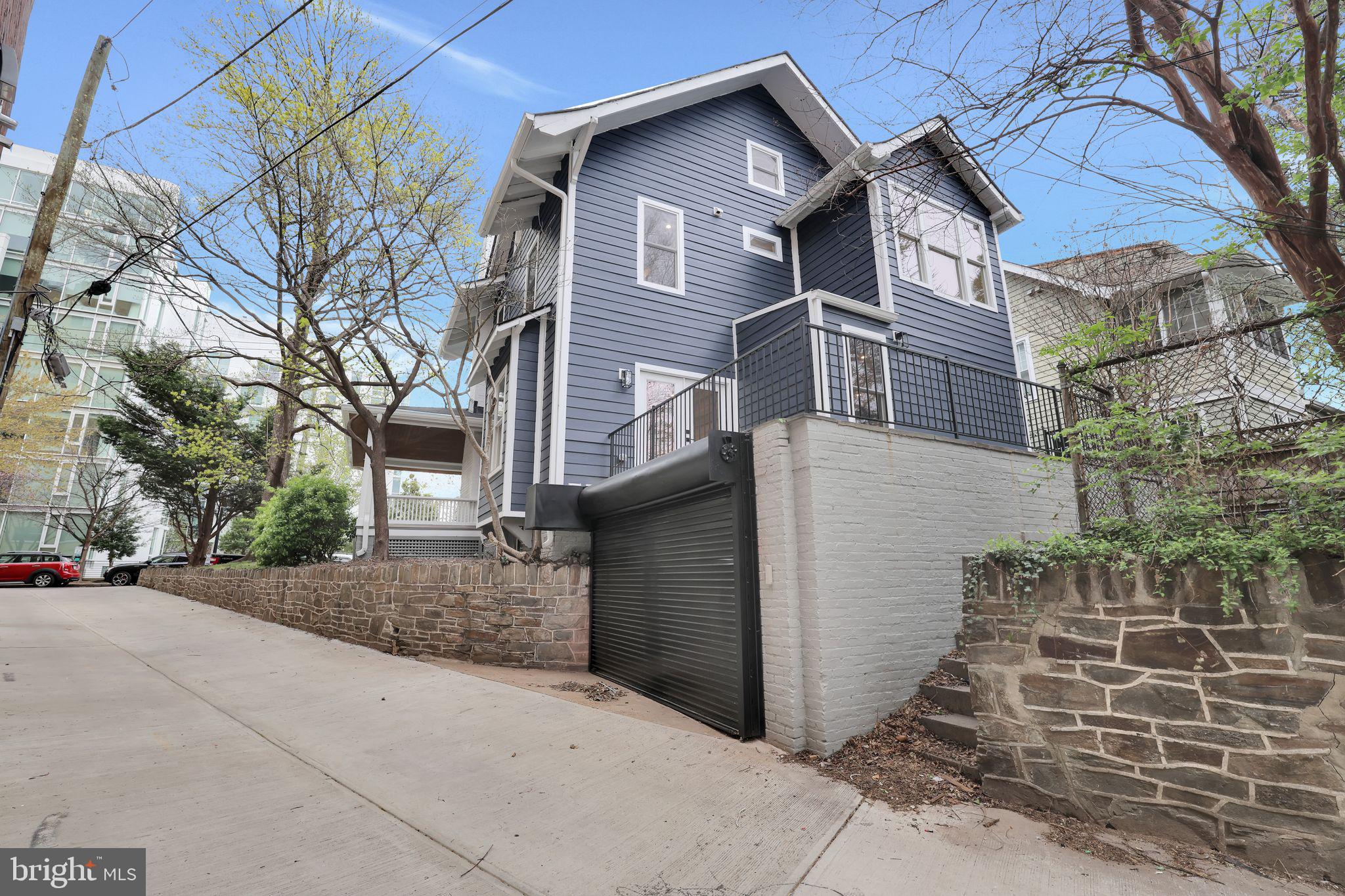 3740 KANAWHA STREET NW