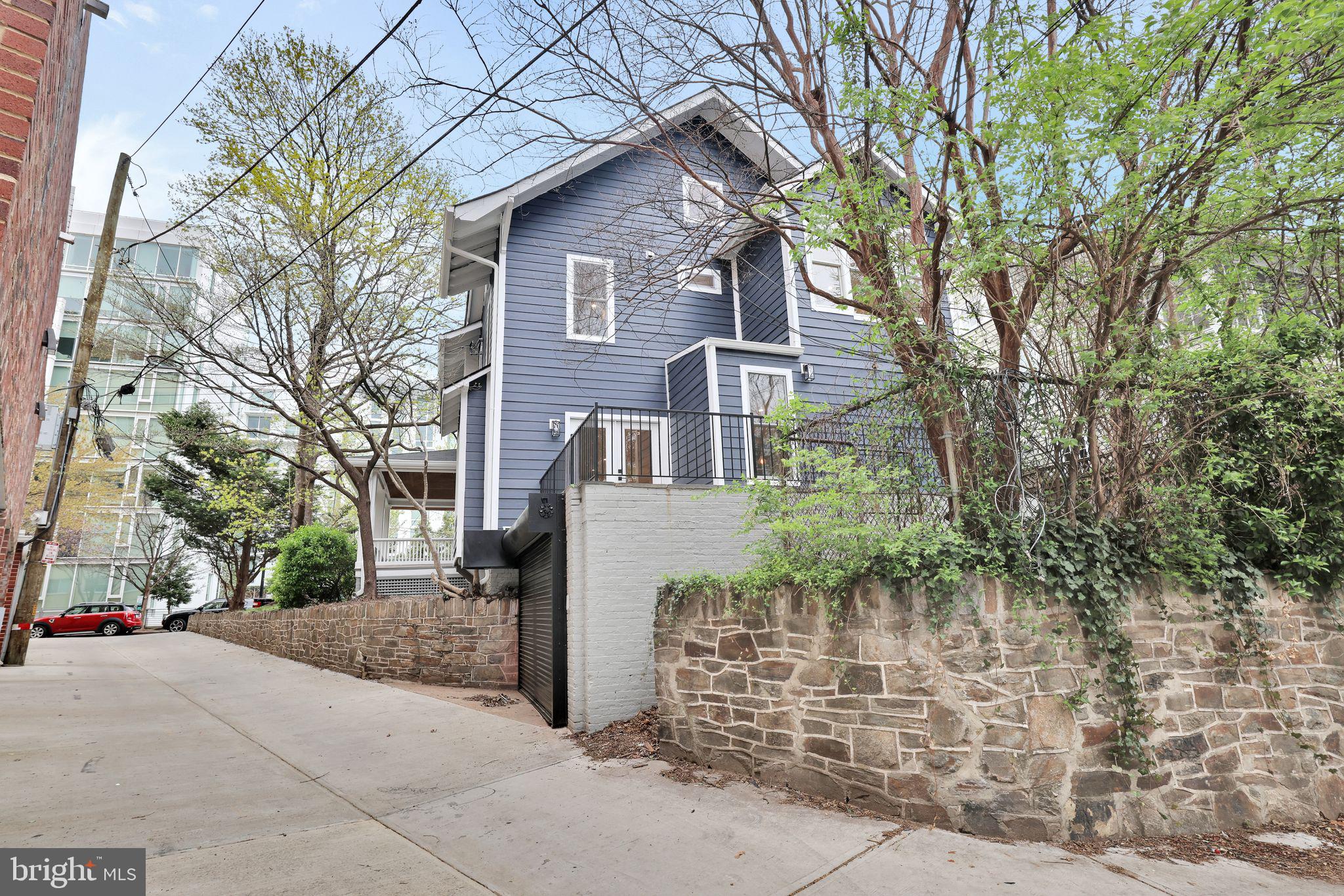 3740 KANAWHA STREET NW