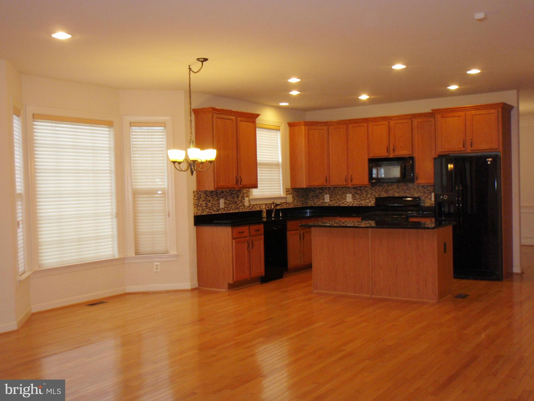 BLOOMS MILL - Residential Lease