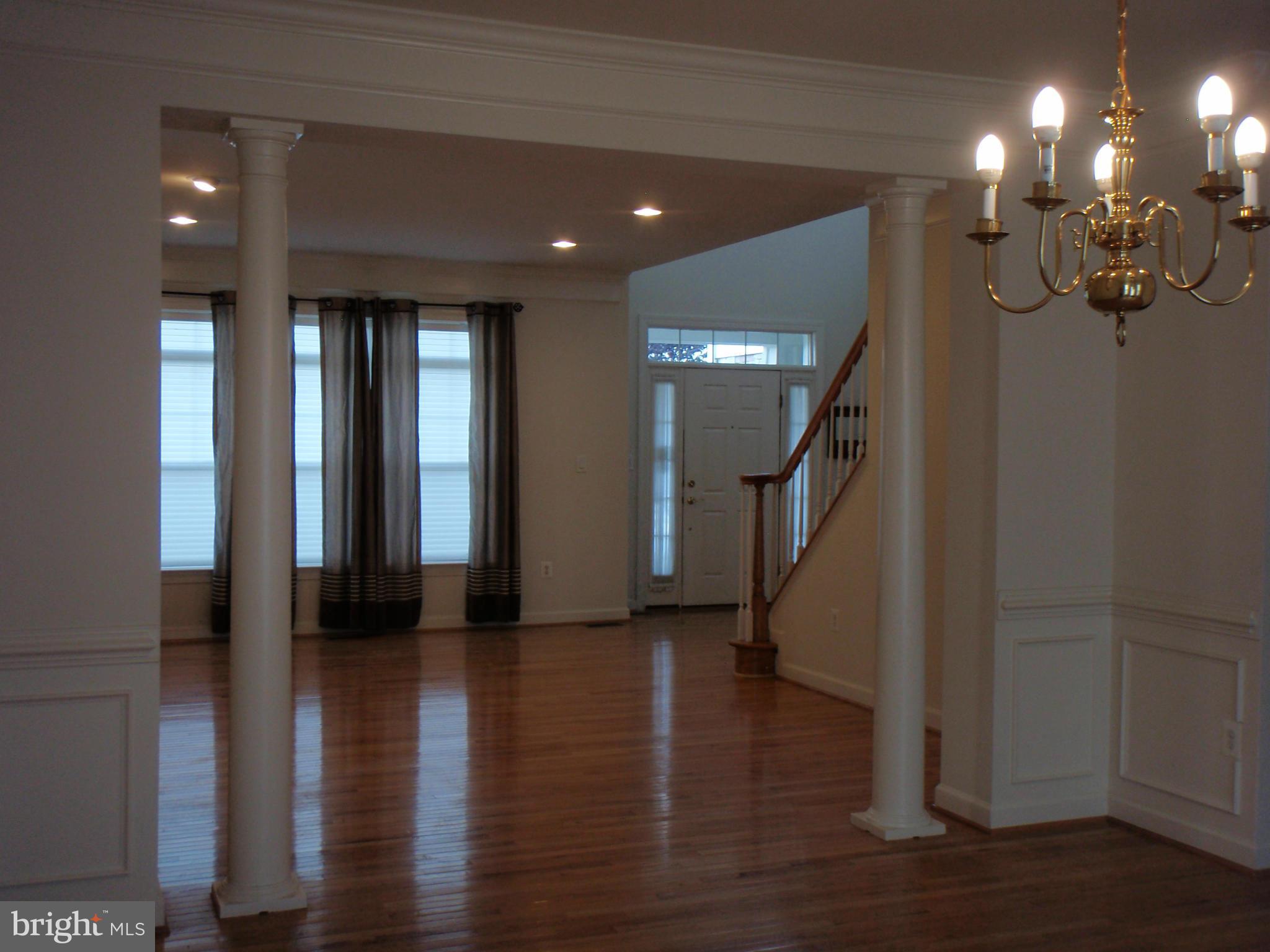 BLOOMS MILL - Residential Lease