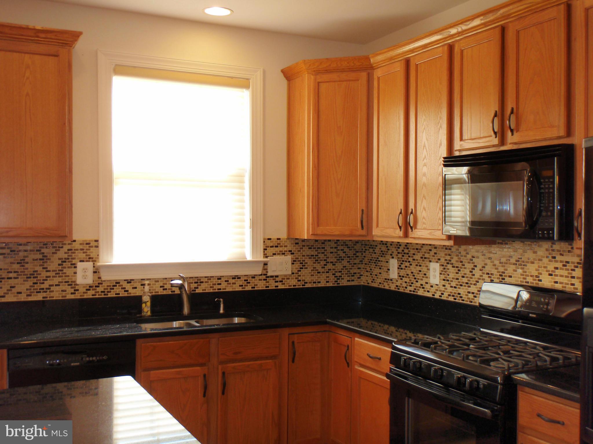 BLOOMS MILL - Residential Lease