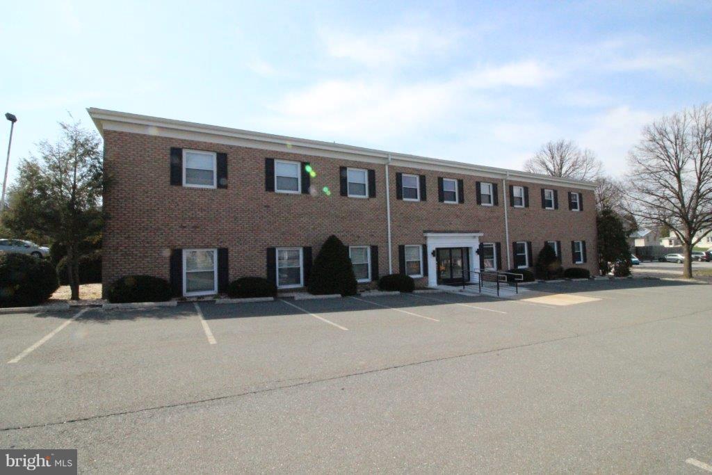 Suite 102 at 420 Park Road has four offices/conference rooms, open area for a waiting area, cubicles, receptionist area, kitchenette with seating, public restrooms, forty-two parking spaces on a private macadam lot. The property is close to public transportation, restaurants, and shopping centers. There is an additional 2,565 SF at suite 101, 1,680 SF available at suite 201 which is contiguous with 875 SF at suite 200.