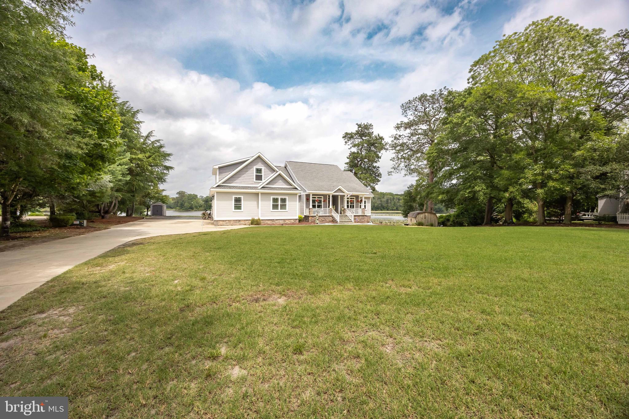 1720 RIVERSIDE DRIVE
