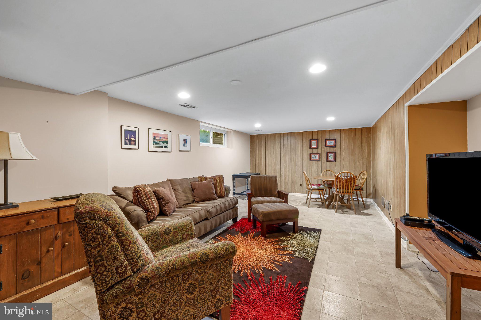 FELLOWSHIP FOREST - Residential