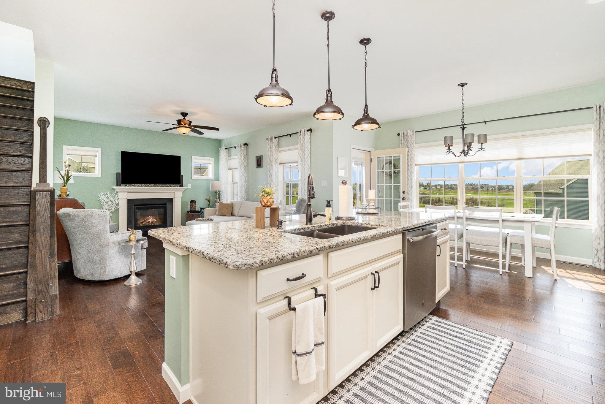 THE VIEWS AT BRIDGEWATER - Residential