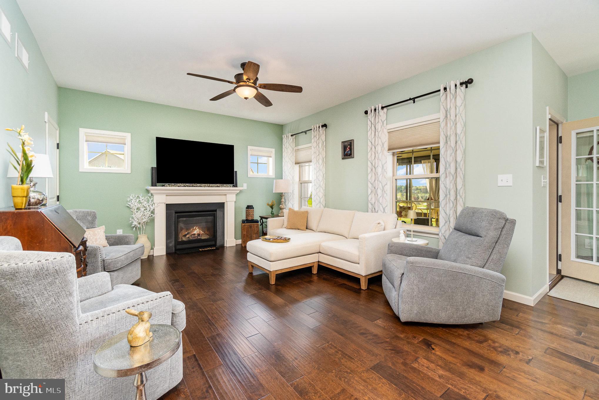 THE VIEWS AT BRIDGEWATER - Residential