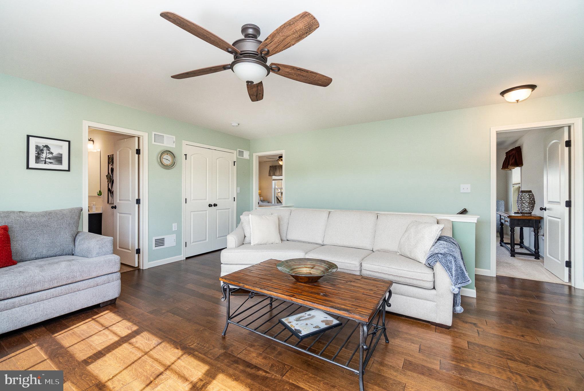 THE VIEWS AT BRIDGEWATER - Residential