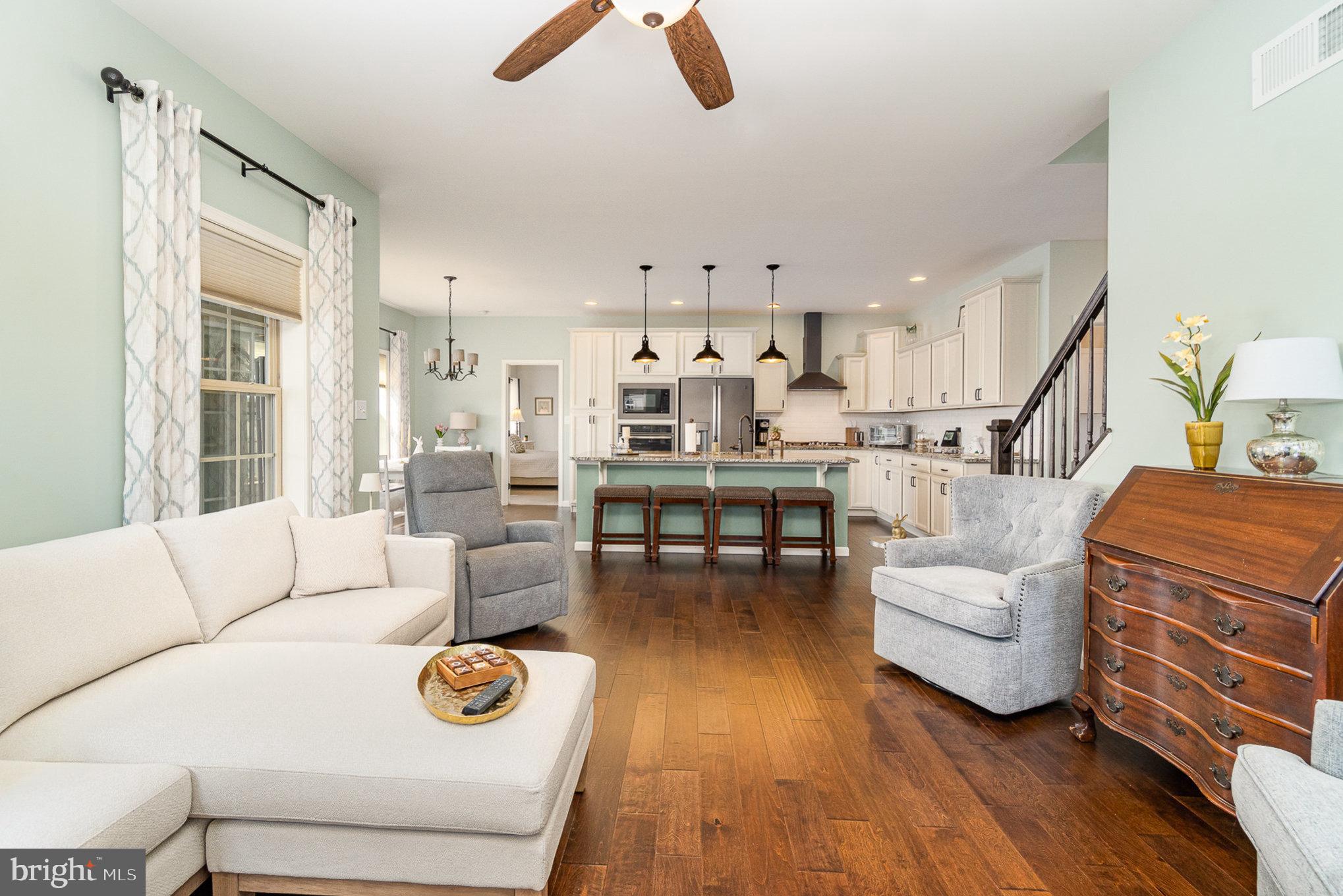 THE VIEWS AT BRIDGEWATER - Residential