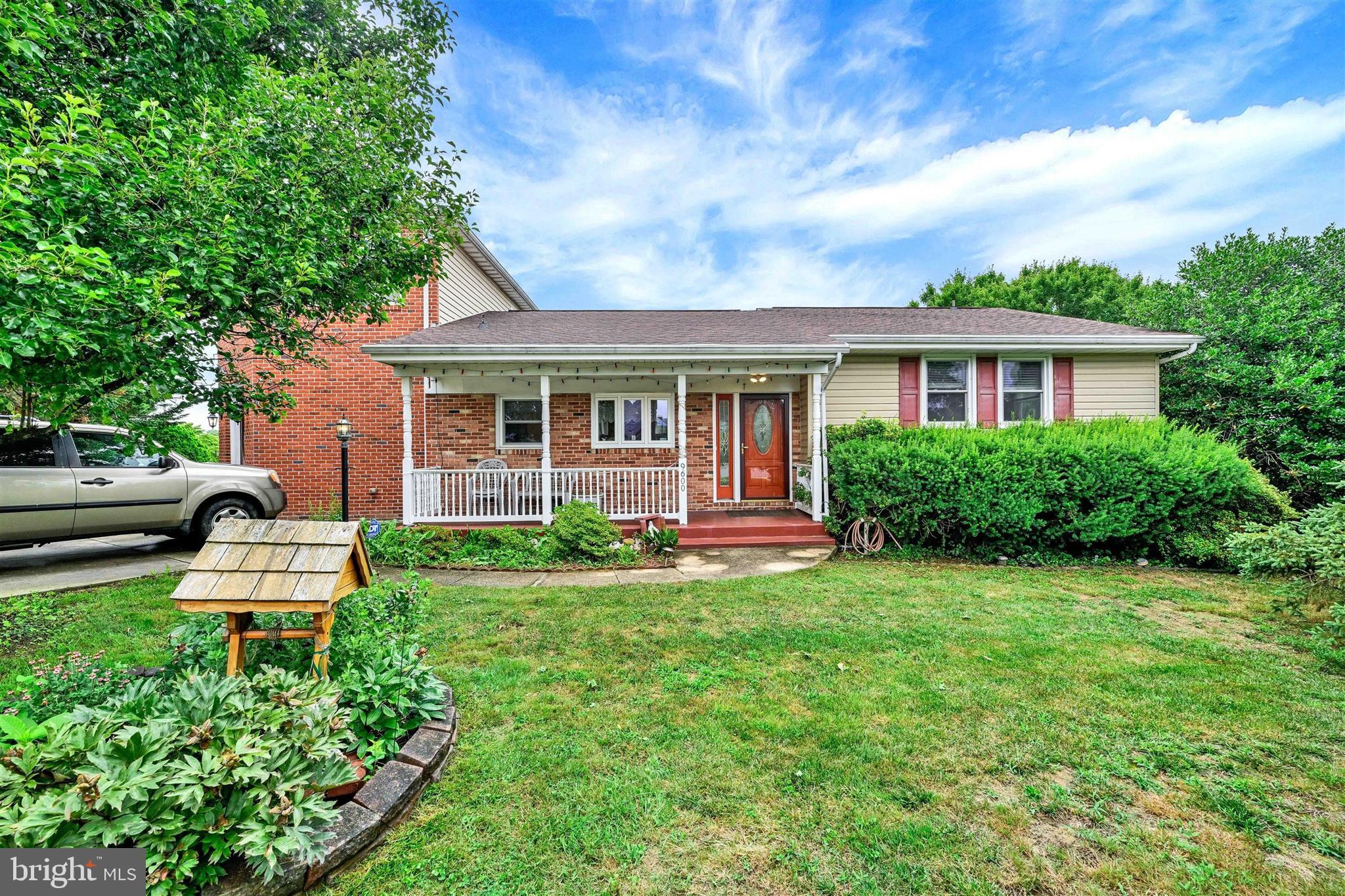 PERRY HALL ESTATES - Residential