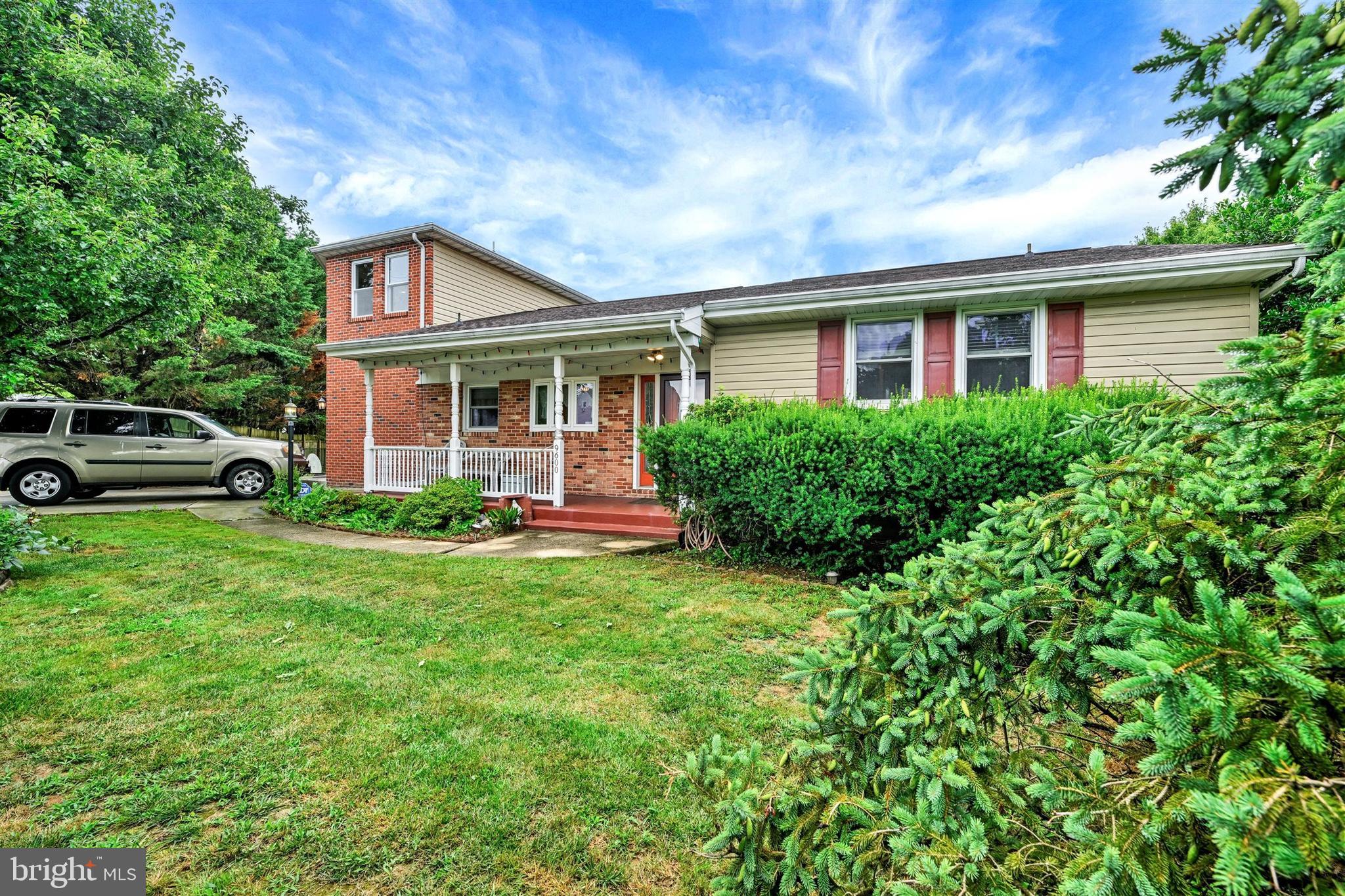 PERRY HALL ESTATES - Residential